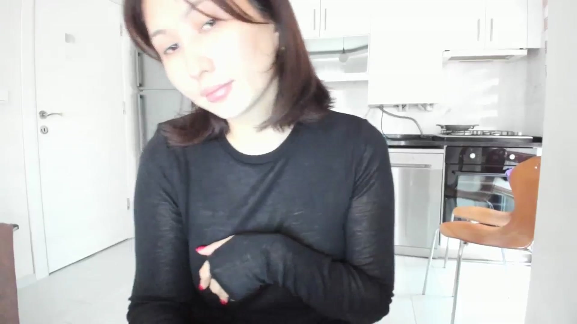 Gallery image thumbnail from Elfleurit's myfreecams stream on, 10/11/2023, 07:56 image 7 of 20