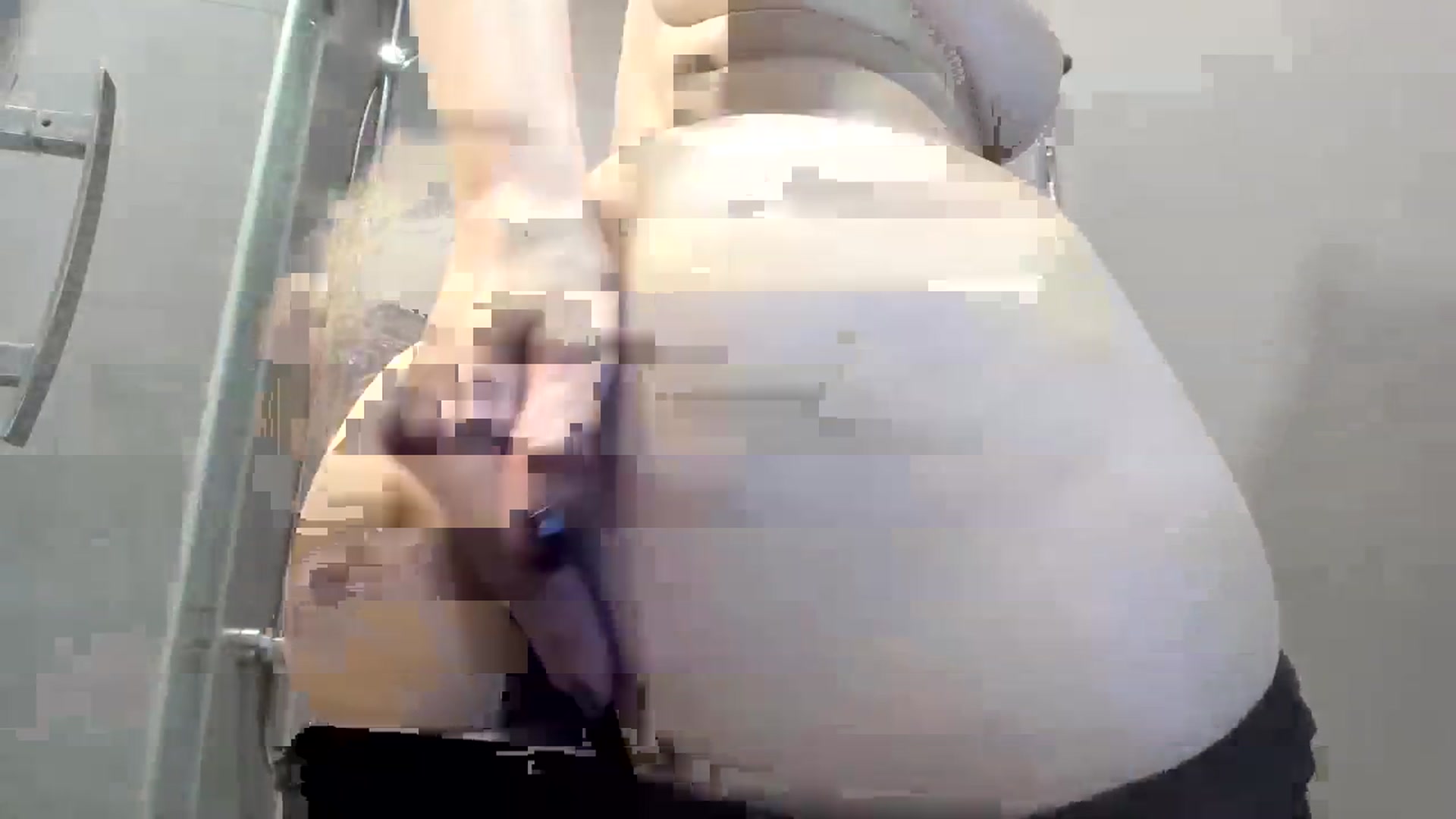 Gallery image thumbnail from Elfleurit's myfreecams stream on, 10/22/2023, 19:07 image 15 of 20