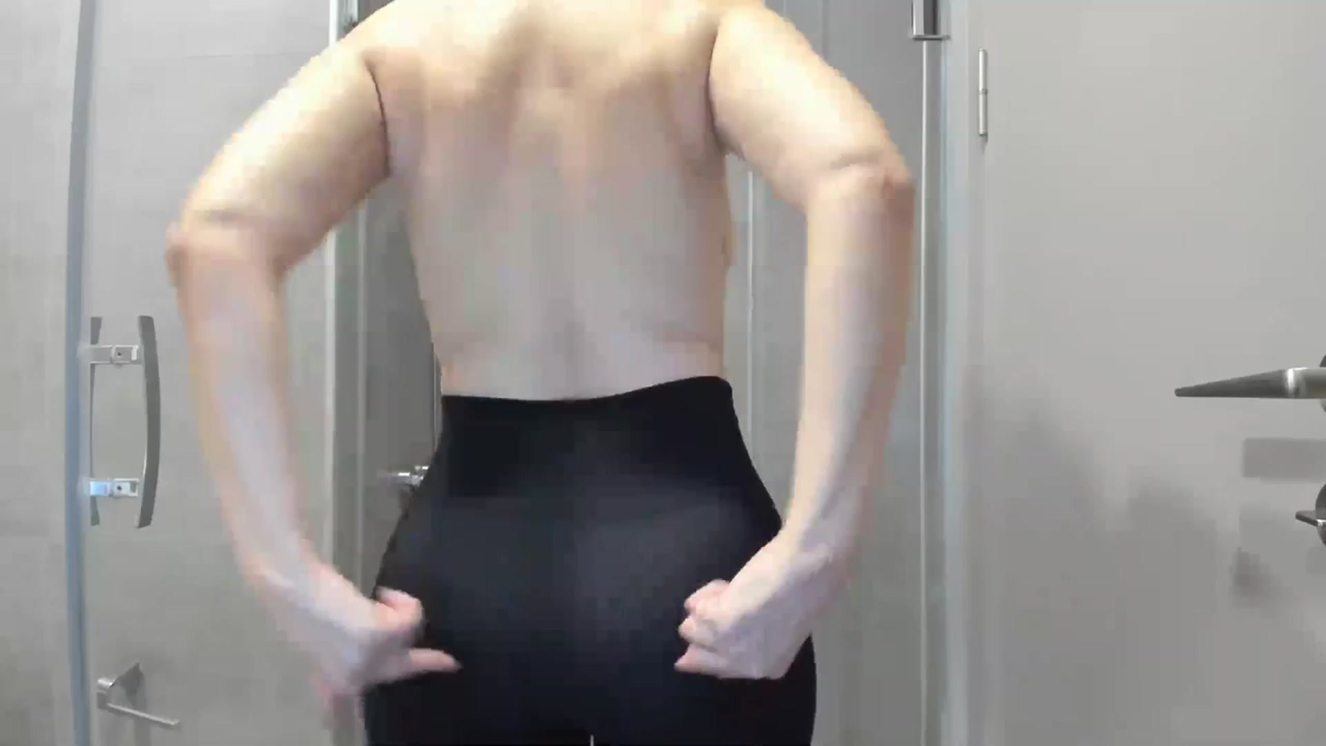 Gallery image thumbnail from Elfleurit's myfreecams stream on, 10/22/2023, 19:07 image 12 of 20
