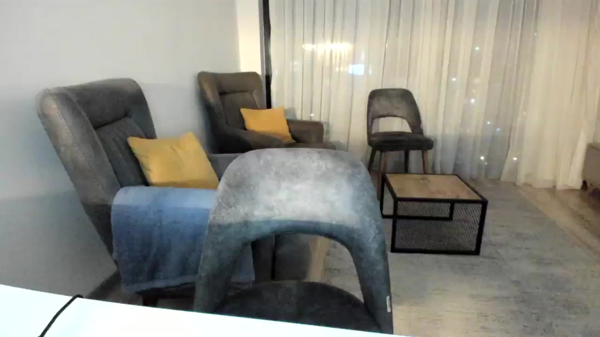 Gallery image thumbnail from Elfleurit's myfreecams stream on, 10/24/2023, 17:24 image 8 of 20
