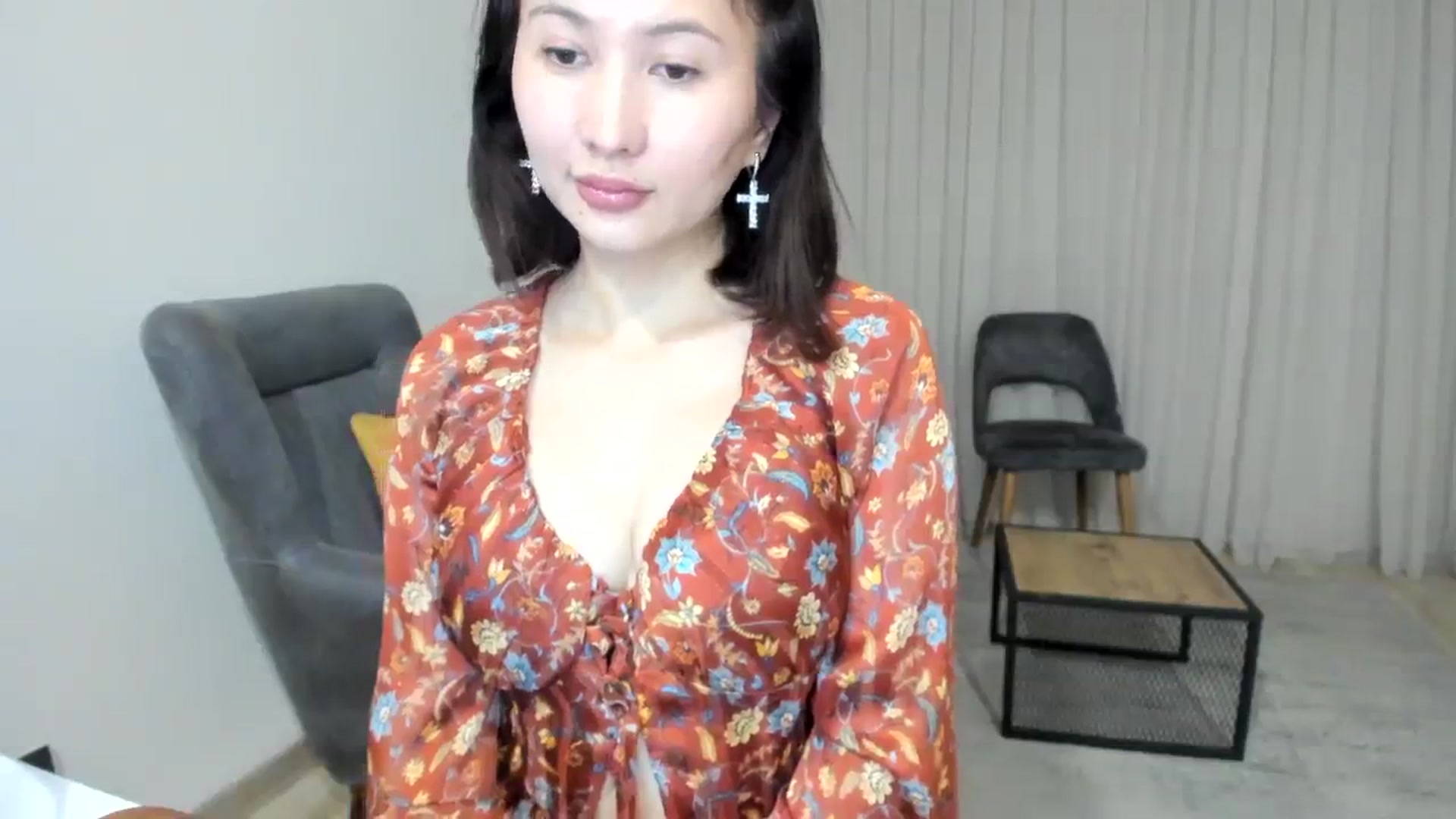 Gallery image thumbnail from Elfleurit's myfreecams stream on, 10/24/2023, 17:59 image 7 of 20