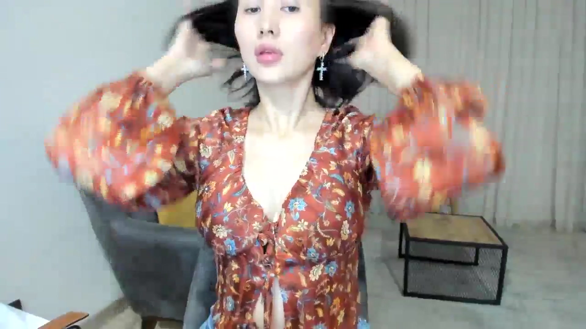 Gallery image thumbnail from Elfleurit's myfreecams stream on, 10/24/2023, 17:59 image 9 of 20