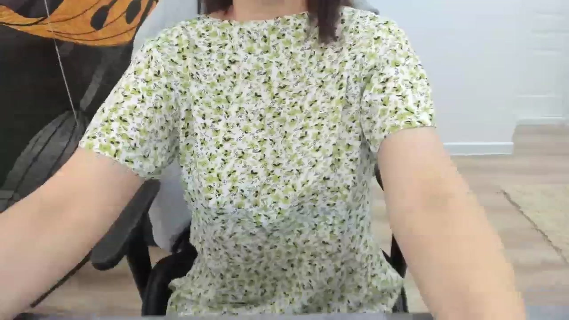 Gallery image thumbnail from Elfleurit's myfreecams stream on, 10/31/2023, 08:39 image 3 of 20
