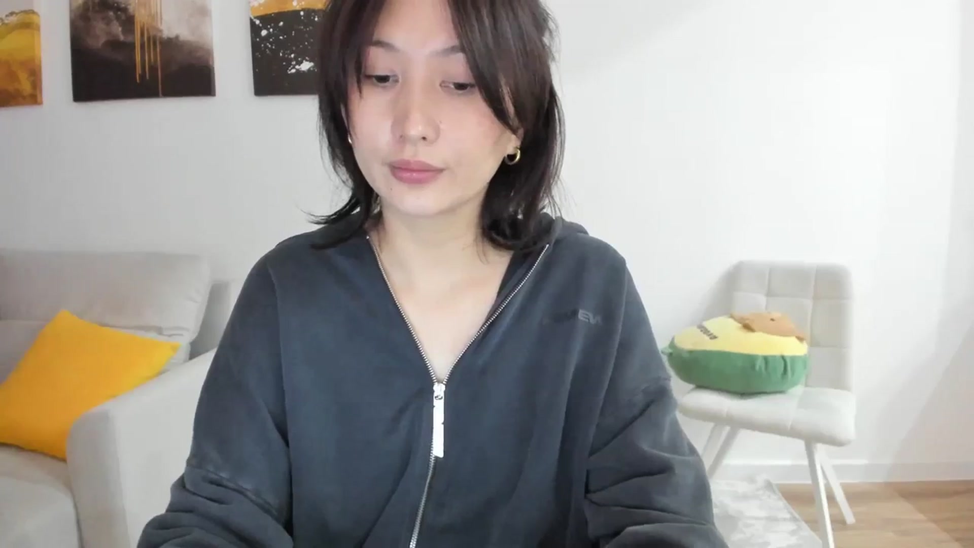 Gallery image thumbnail from Elfleurit's myfreecams stream on, 11/10/2023, 23:17 image 19 of 20