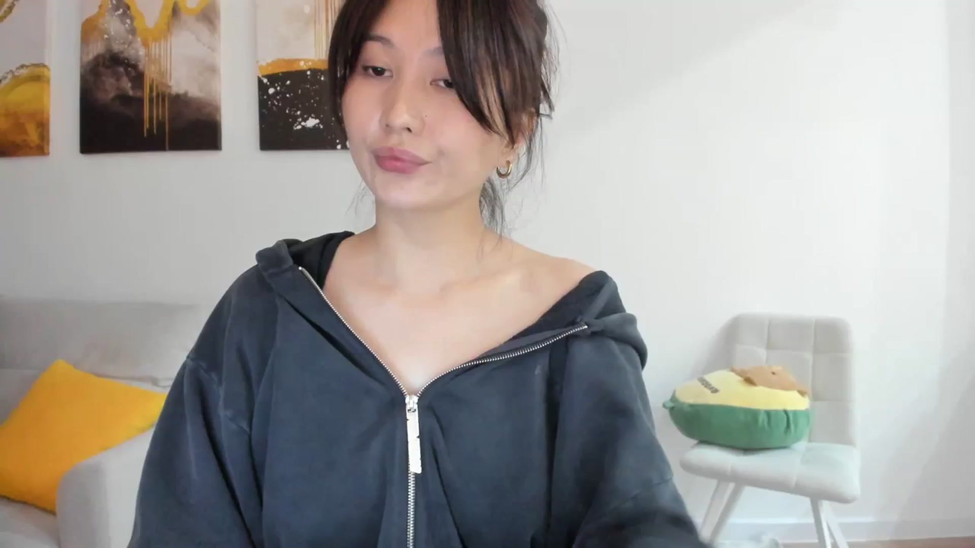 Gallery image thumbnail from Elfleurit's myfreecams stream on, 11/10/2023, 23:17 image 1 of 20
