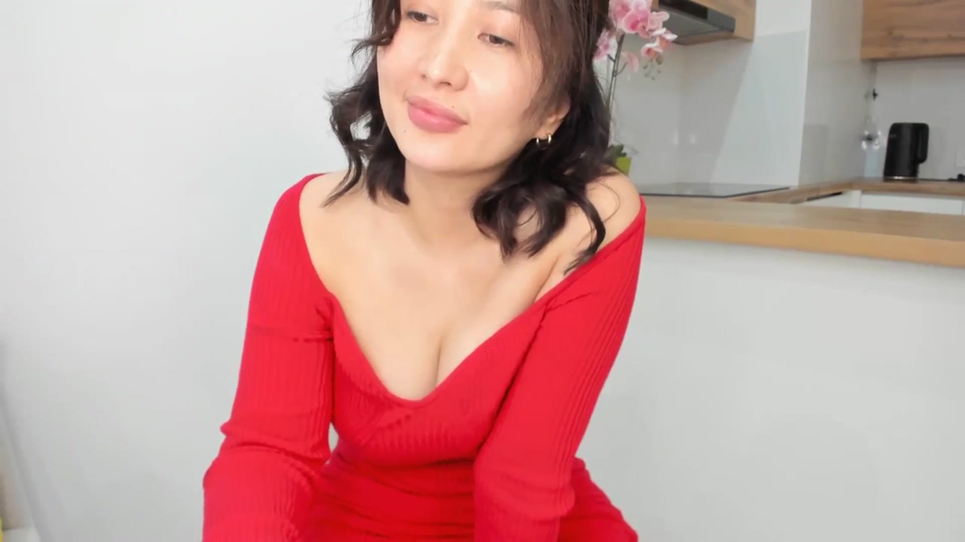 Gallery image thumbnail from Elfleurit's myfreecams stream on, 11/18/2023, 14:57 image 10 of 20