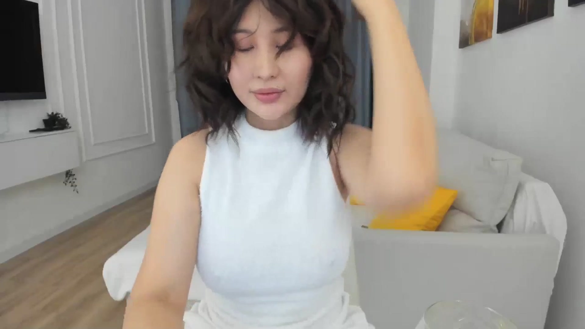 Gallery image thumbnail from Elfleurit's myfreecams stream on, 12/17/2023, 22:17 image 20 of 20