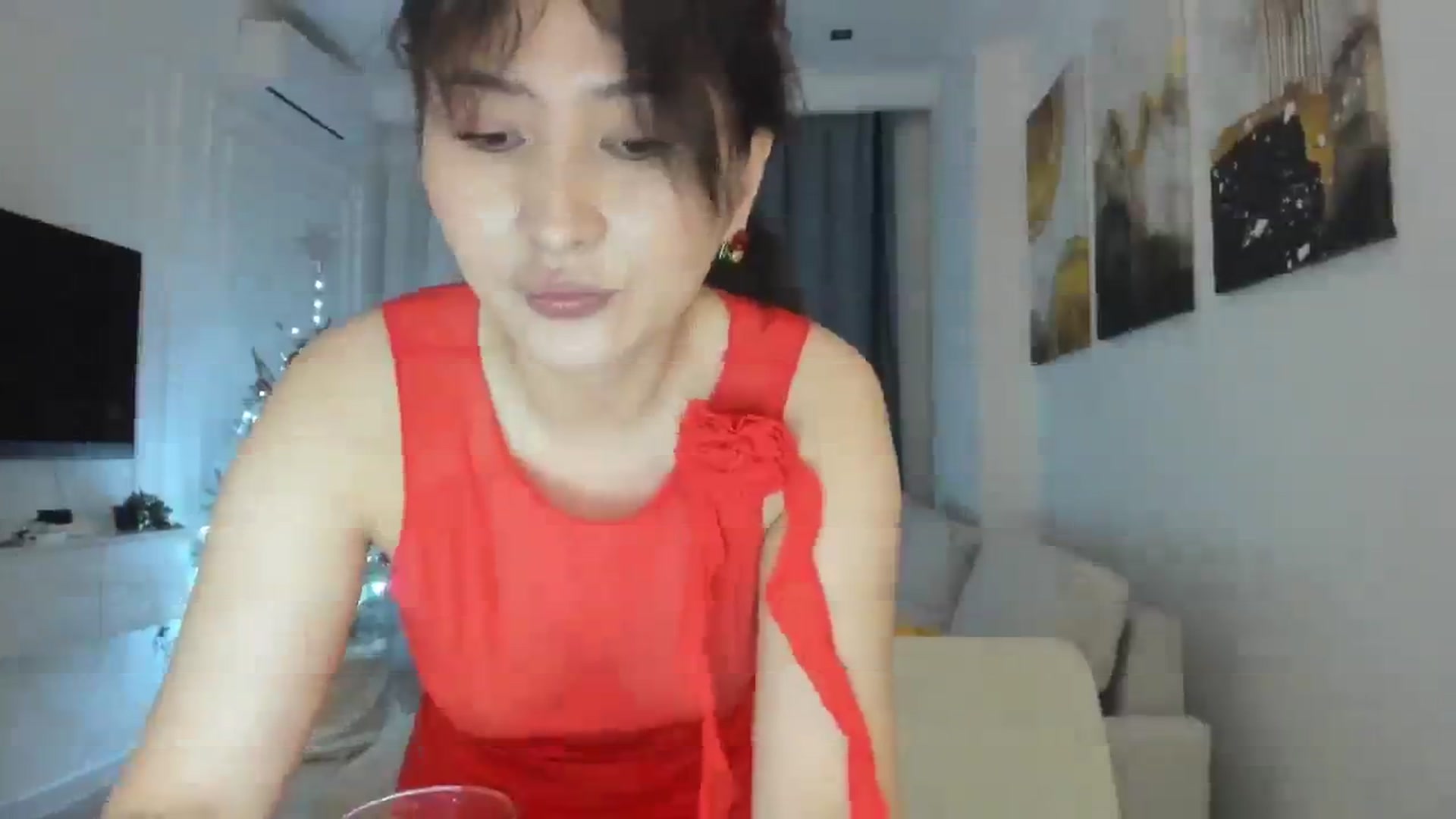 Gallery image thumbnail from Elfleurit's myfreecams stream on, 12/25/2023, 21:50 image 10 of 20