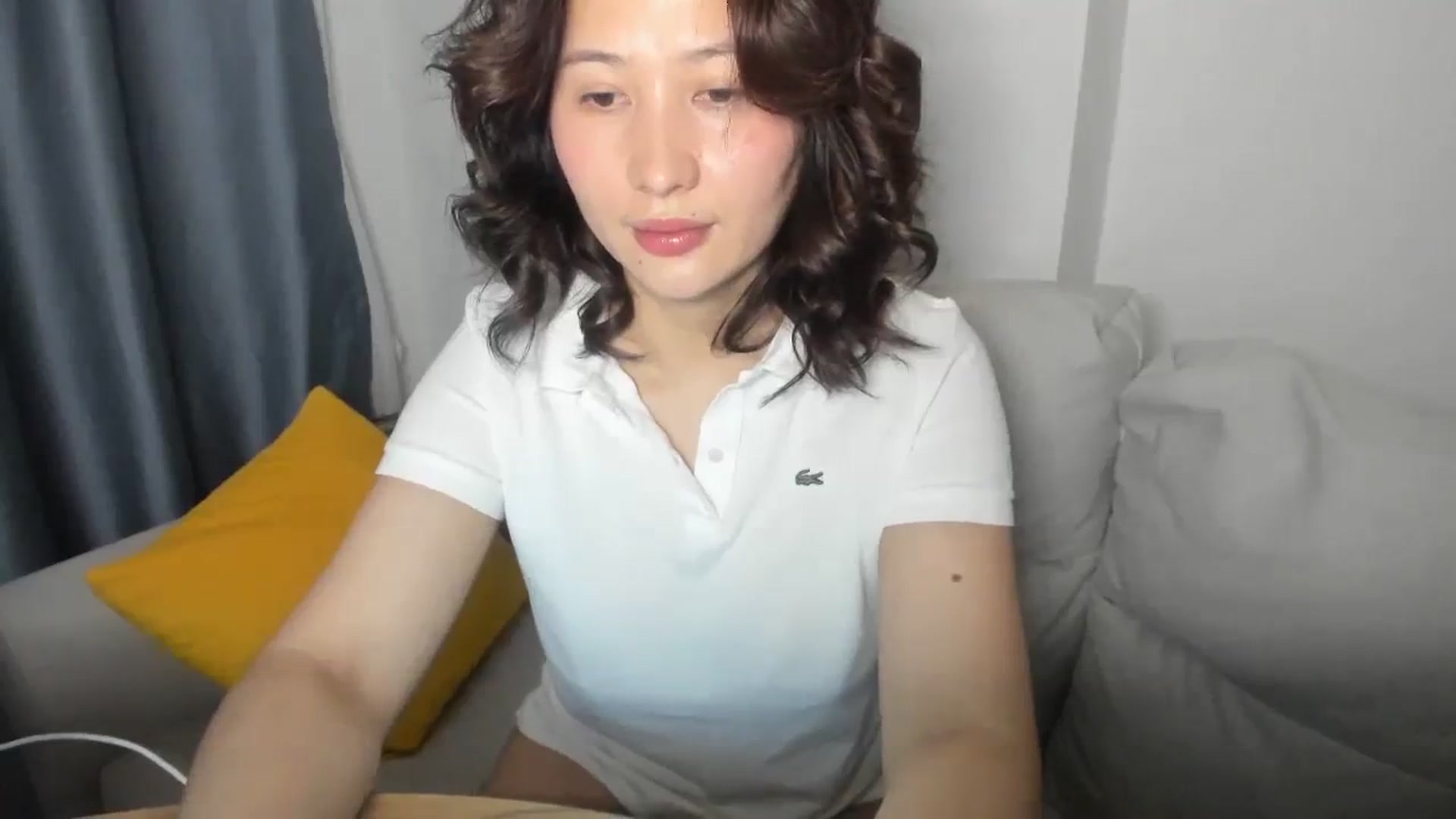 Gallery image thumbnail from Elfleurit's myfreecams stream on, 01/15/2024, 18:41 image 17 of 20