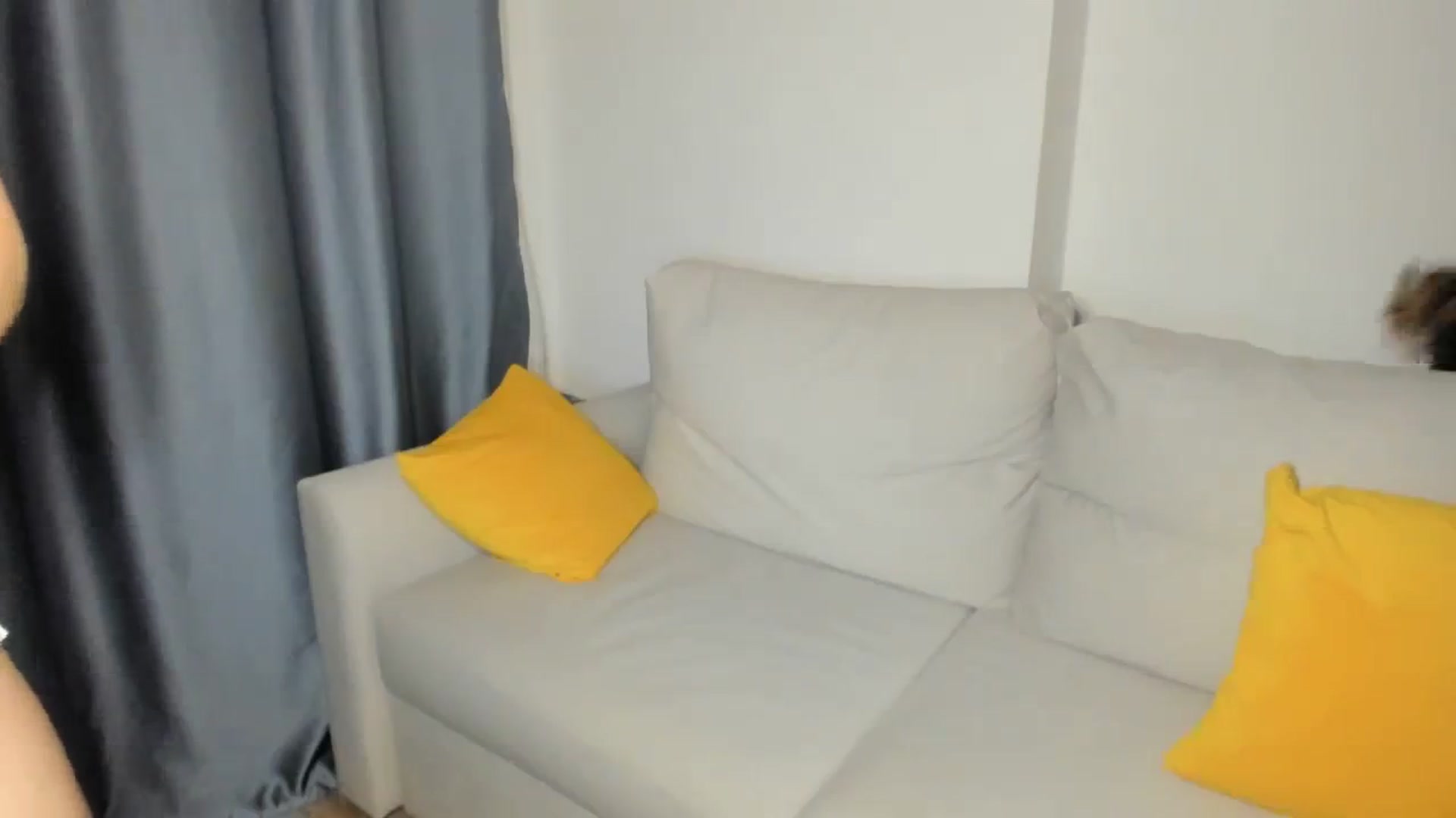 Gallery image thumbnail from Elfleurit's myfreecams stream on, 01/15/2024, 18:41 image 3 of 20