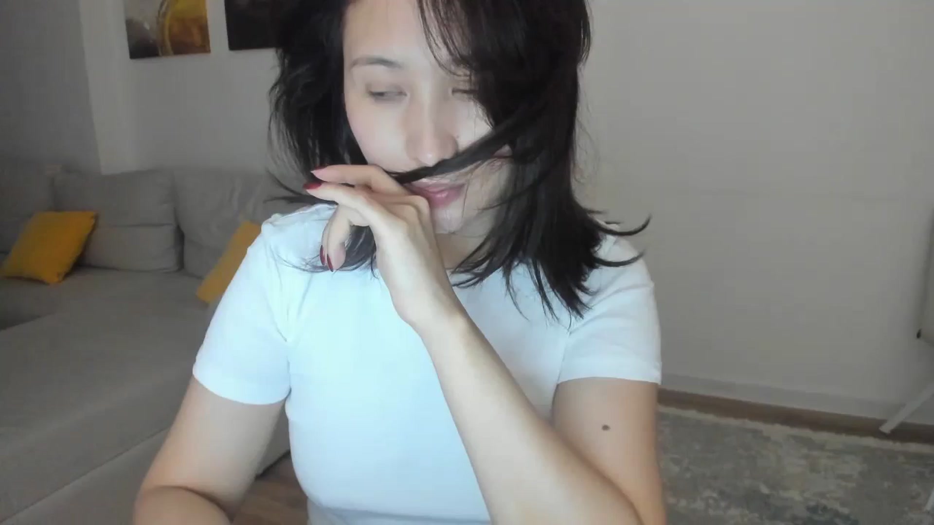 Gallery image thumbnail from Elfleurit's myfreecams stream on, 01/17/2024, 21:17 image 2 of 20