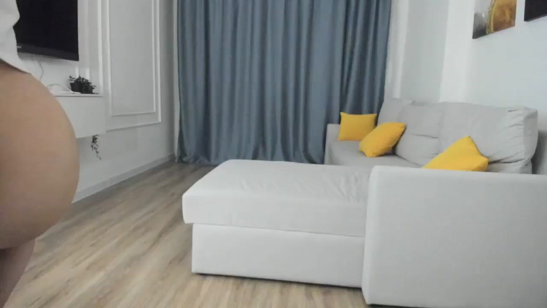 Gallery image thumbnail from Elfleurit's myfreecams stream on, 01/17/2024, 21:17 image 5 of 20