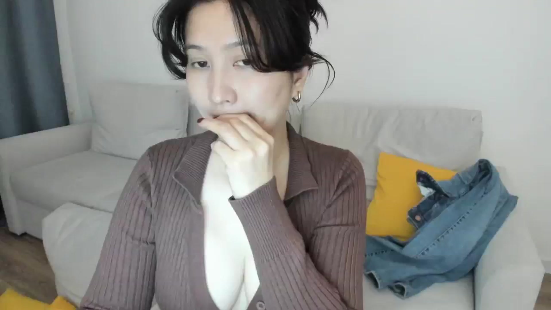 Gallery image thumbnail from Elfleurit's myfreecams stream on, 01/23/2024, 21:55 image 5 of 20