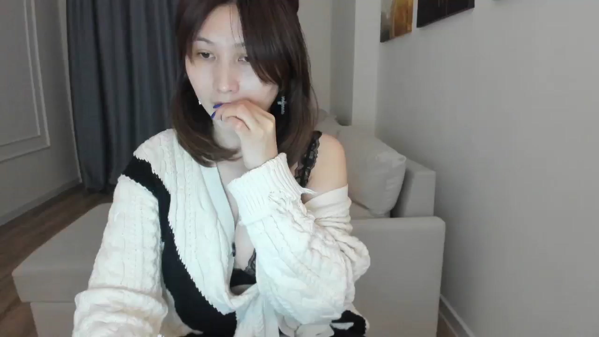 Gallery image thumbnail from Elfleurit's myfreecams stream on, 01/31/2024, 23:07 image 1 of 20