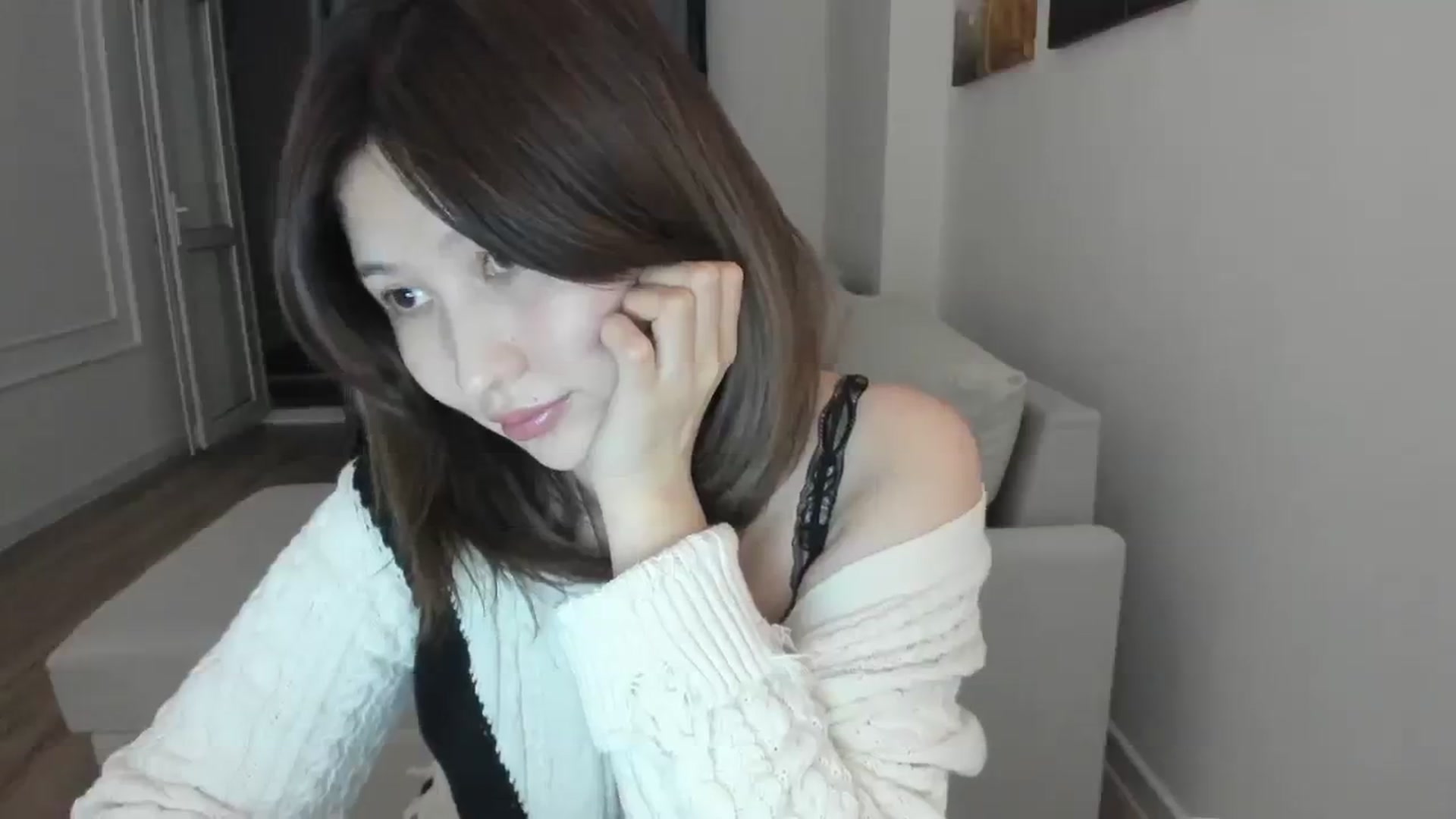 Gallery image thumbnail from Elfleurit's myfreecams stream on, 01/31/2024, 23:07 image 10 of 20