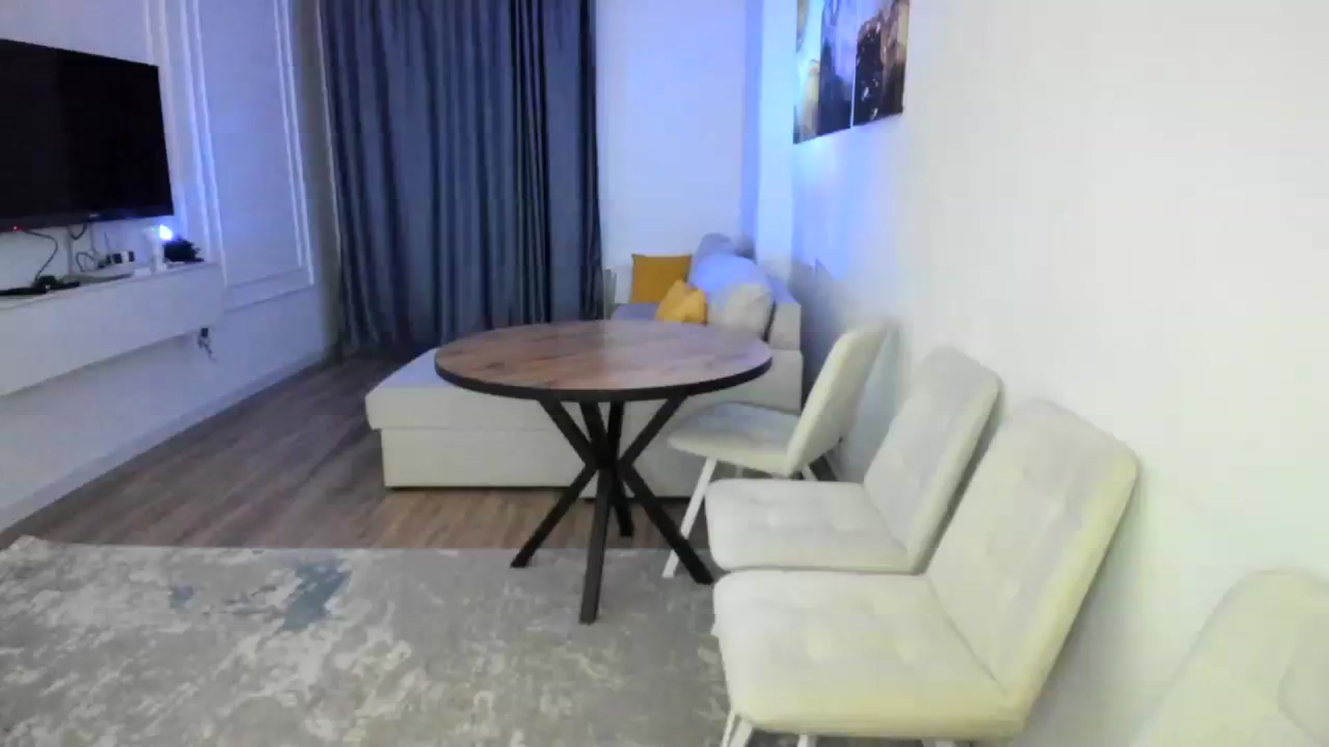 Gallery image thumbnail from Elfleurit's myfreecams stream on, 02/03/2024, 20:24 image 12 of 20