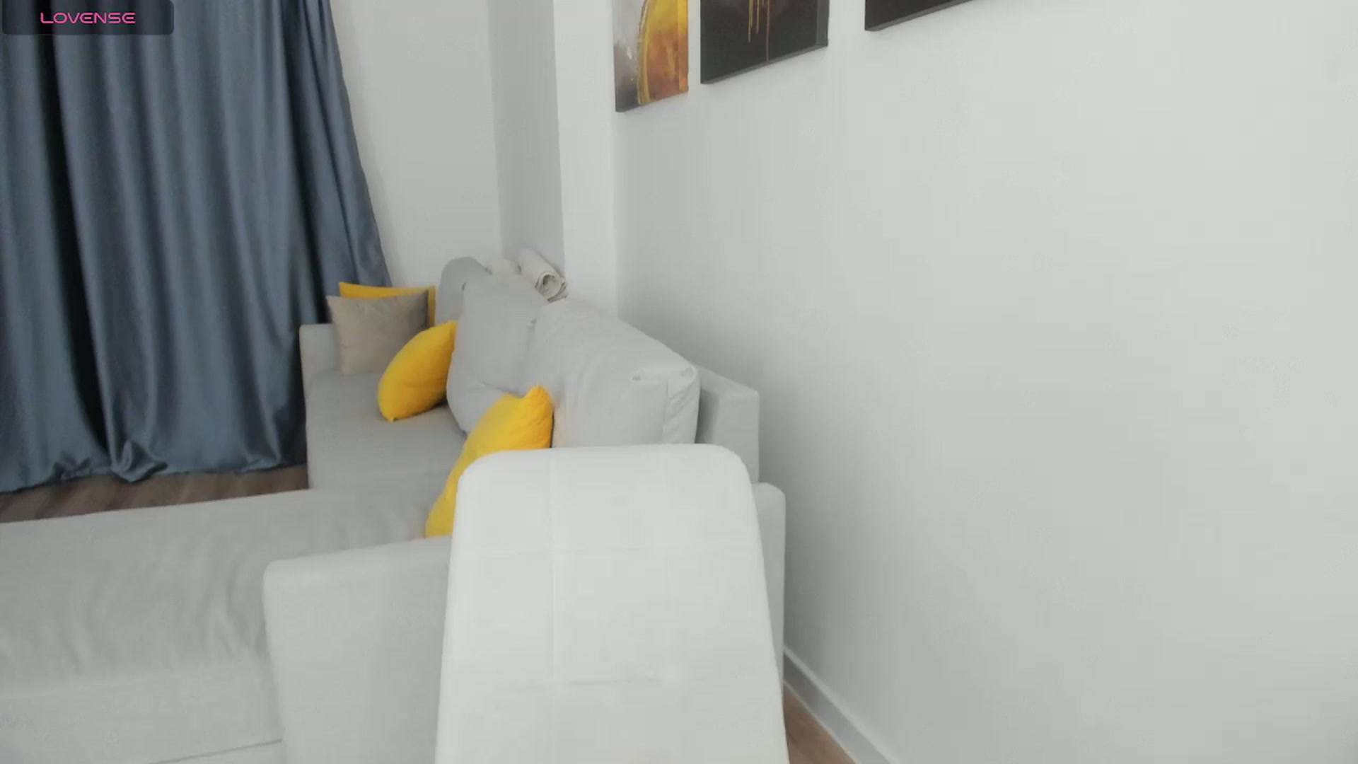 Gallery image thumbnail from Elfleurit's myfreecams stream on, 02/11/2024, 21:31 image 5 of 20
