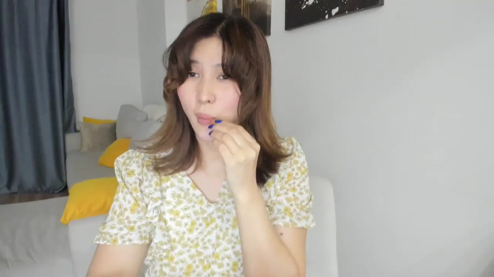 Gallery image thumbnail from Elfleurit's myfreecams stream on, 02/13/2024, 20:30 image 19 of 20