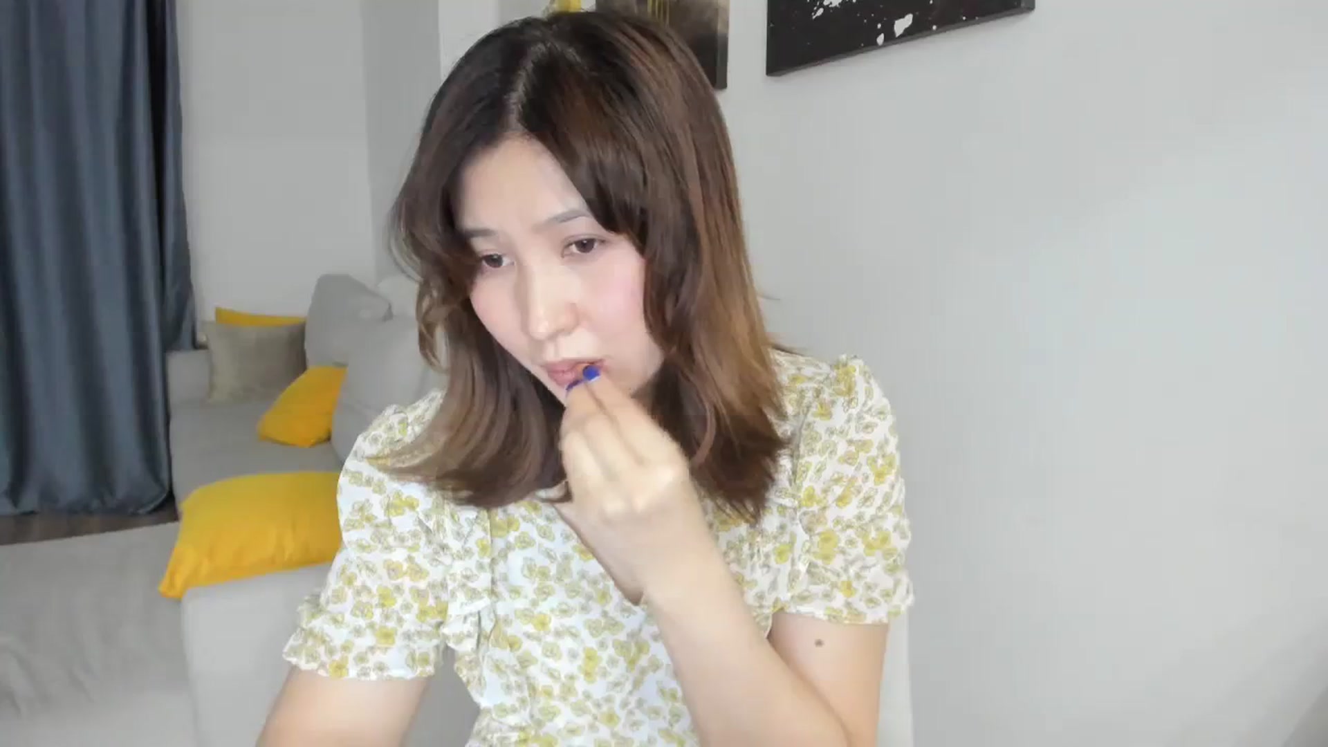 Gallery image thumbnail from Elfleurit's myfreecams stream on, 02/13/2024, 20:30 image 20 of 20
