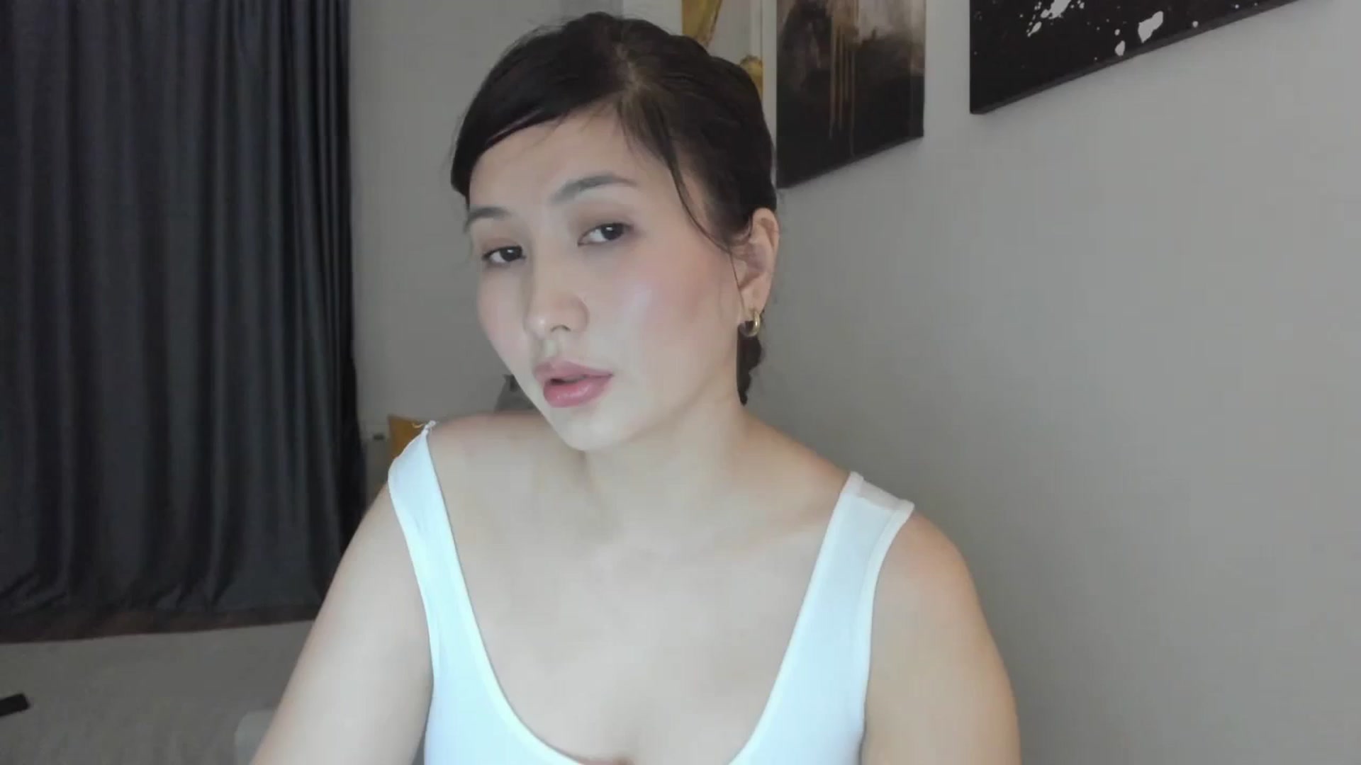 Gallery image thumbnail from Elfleurit's myfreecams stream on, 02/29/2024, 20:13 image 1 of 20
