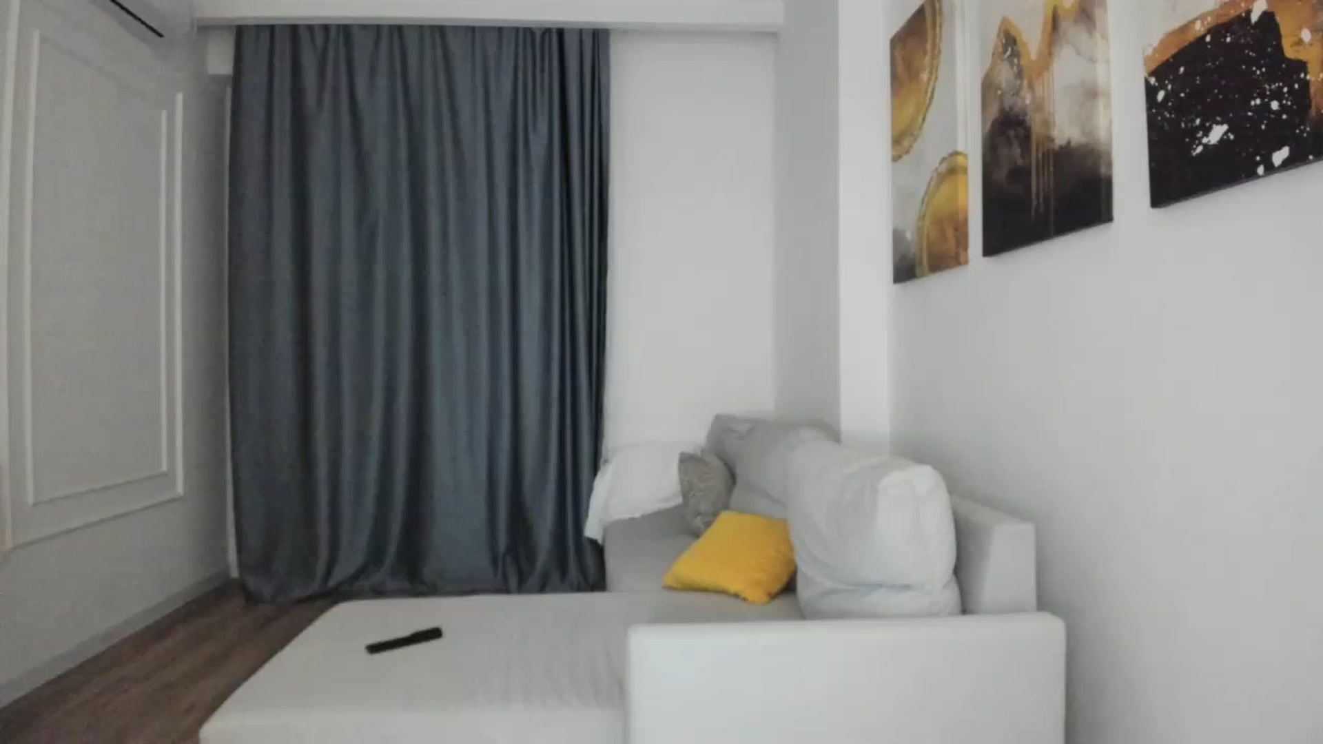 Gallery image thumbnail from Elfleurit's myfreecams stream on, 02/29/2024, 22:23 image 2 of 20