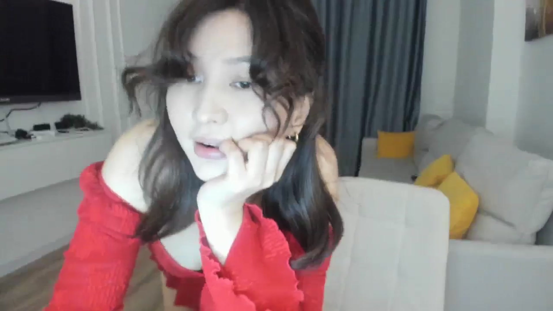 Gallery image thumbnail from Elfleurit's myfreecams stream on, 03/04/2024, 20:21 image 10 of 20