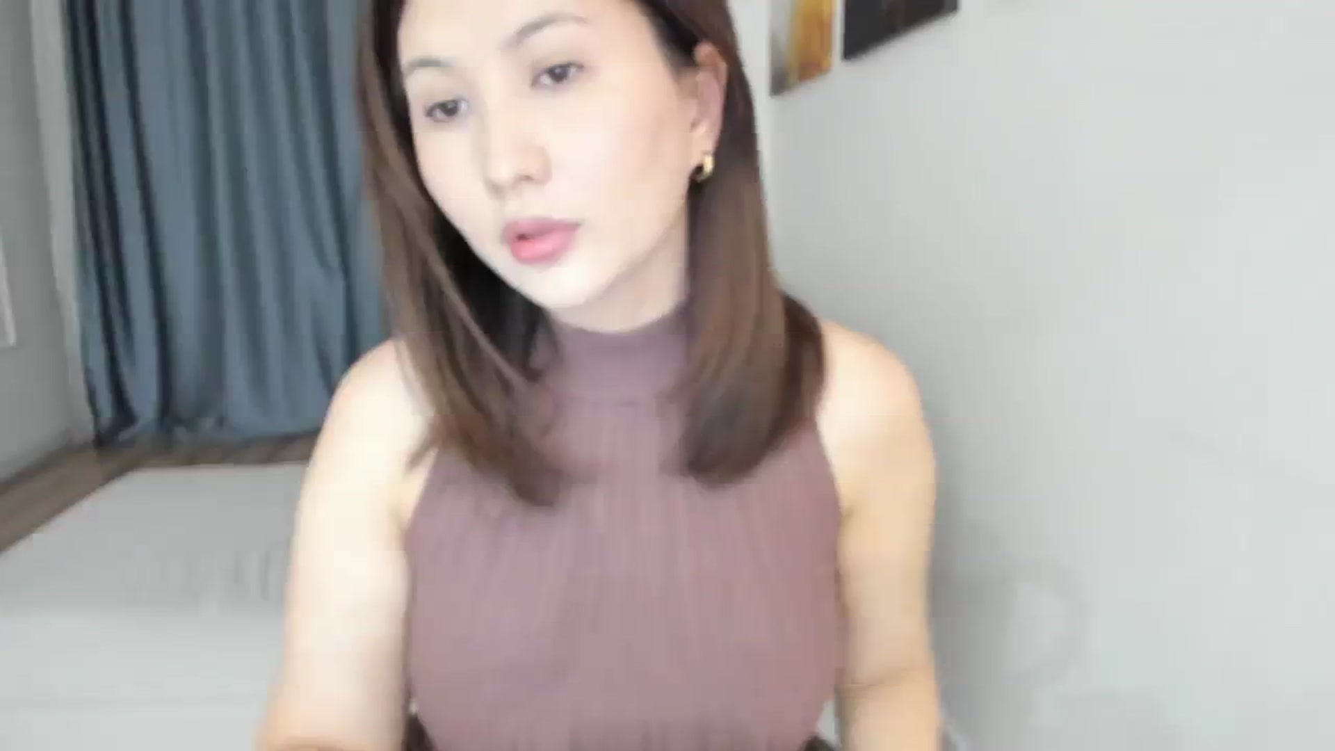 Gallery image thumbnail from Elfleurit's myfreecams stream on, 03/20/2024, 19:35 image 5 of 20