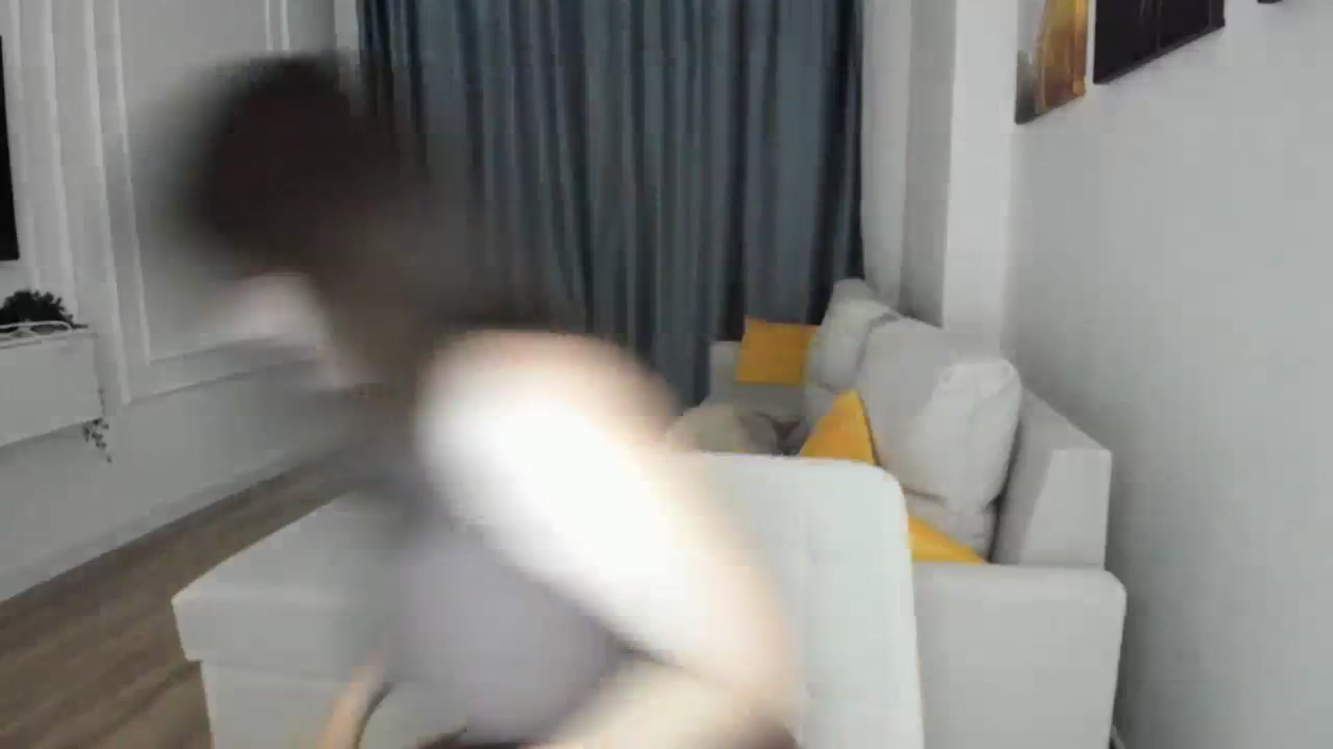 Gallery image thumbnail from Elfleurit's myfreecams stream on, 03/20/2024, 19:35 image 17 of 20