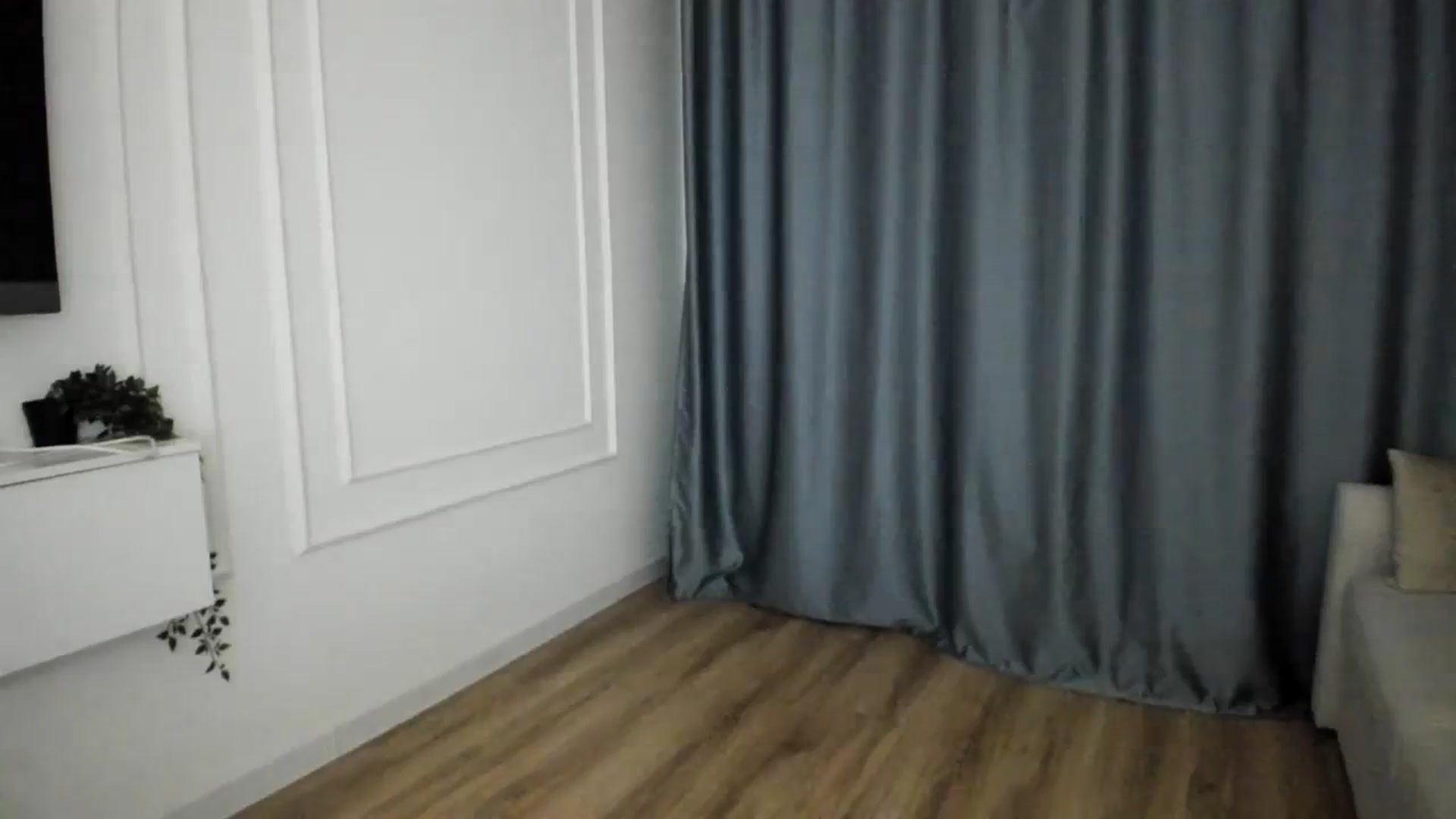 Gallery image thumbnail from Elfleurit's myfreecams stream on, 04/01/2024, 21:13 image 11 of 20