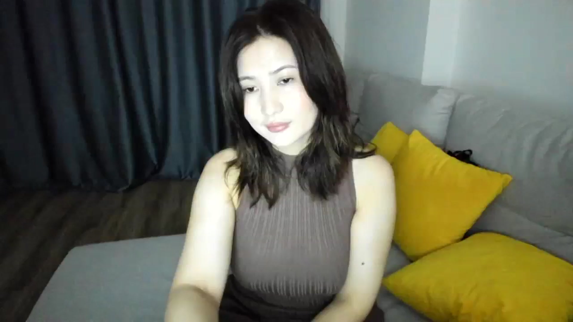 Gallery image thumbnail from Elfleurit's myfreecams stream on, 04/02/2024, 18:55 image 12 of 20