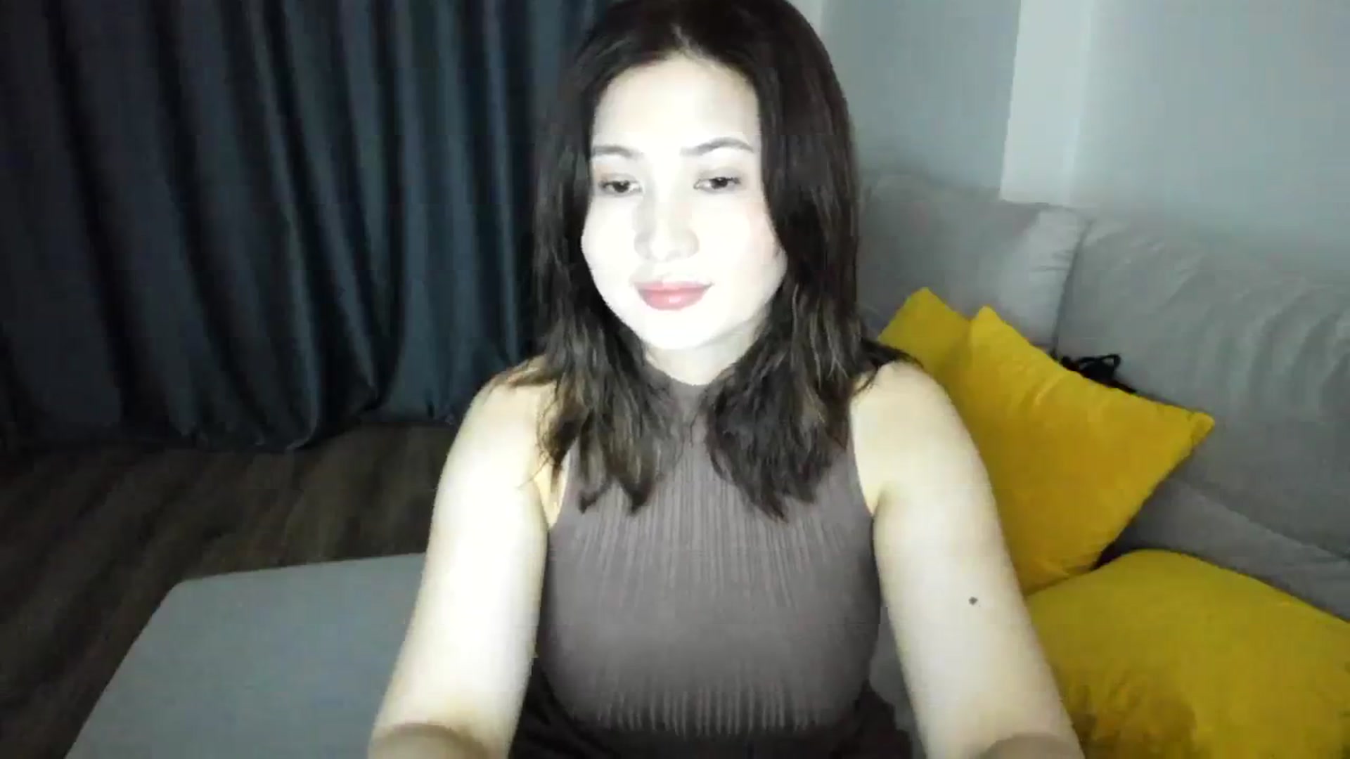 Gallery image thumbnail from Elfleurit's myfreecams stream on, 04/02/2024, 18:55 image 11 of 20