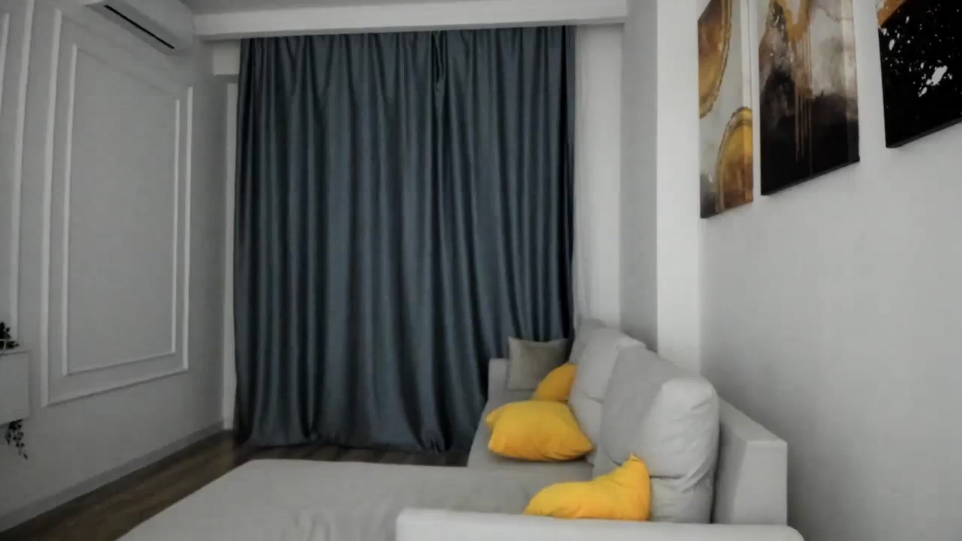 Gallery image thumbnail from Elfleurit's myfreecams stream on, 04/05/2024, 20:42 image 19 of 20