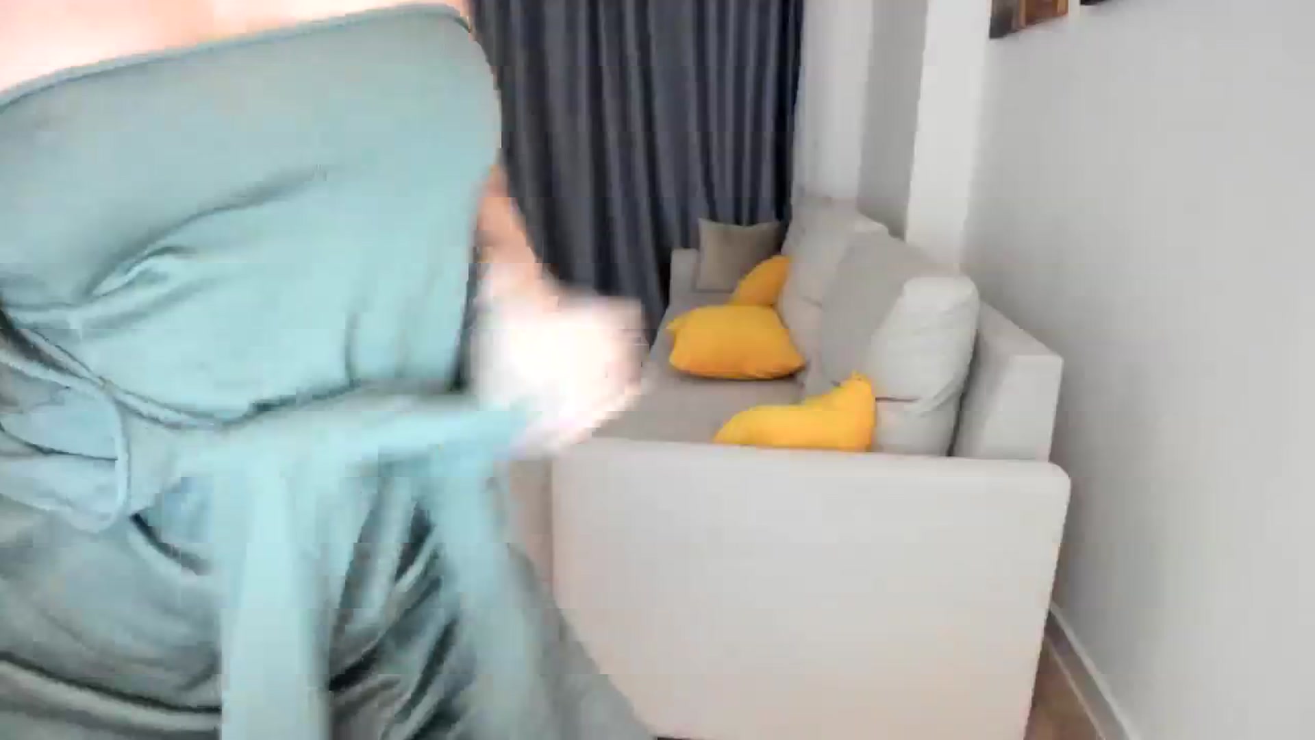 Gallery image thumbnail from Elfleurit's myfreecams stream on, 04/05/2024, 20:42 image 11 of 20