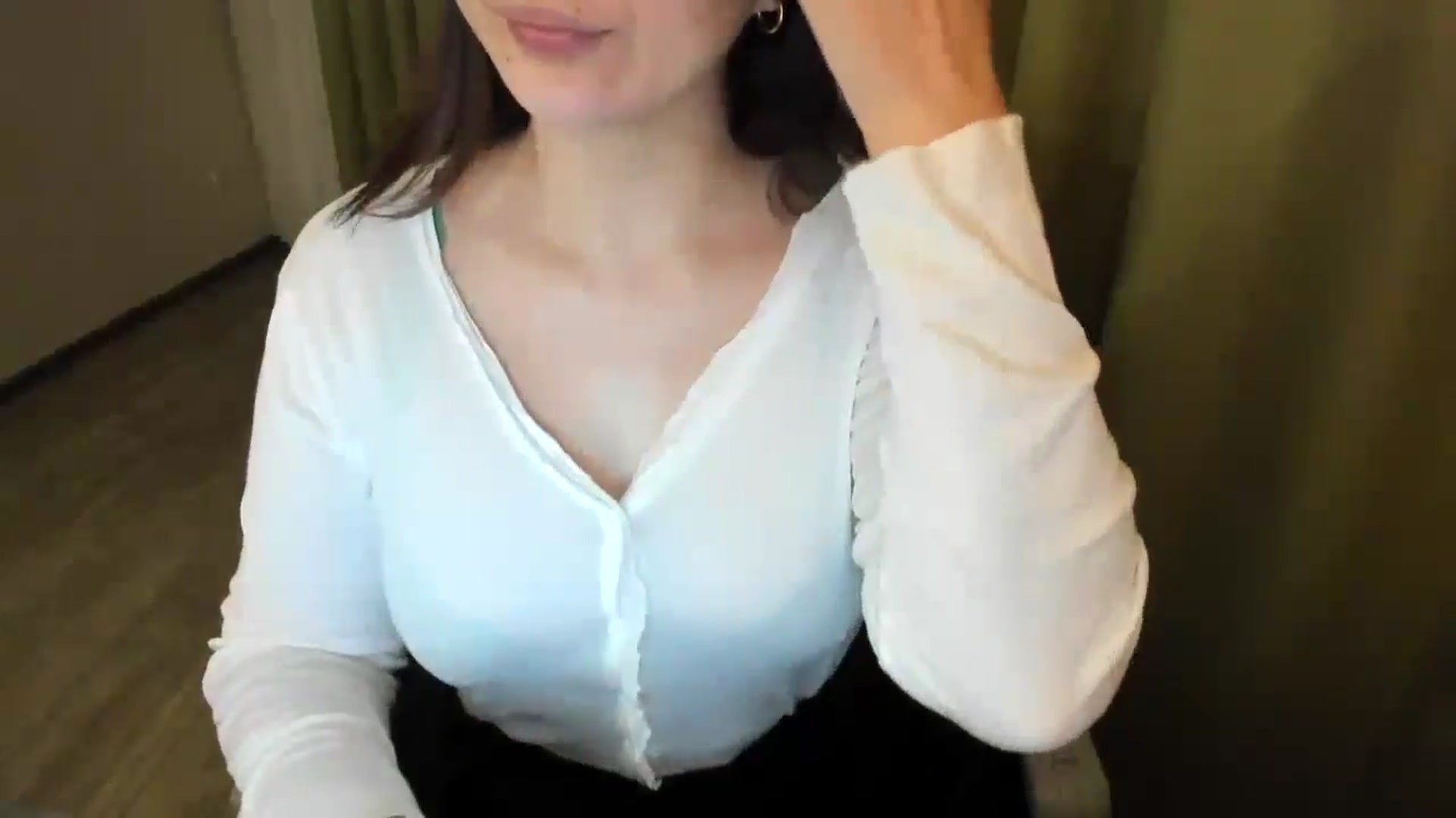 Gallery image thumbnail from Elfleurit's myfreecams stream on, 05/02/2024, 19:13 image 7 of 20