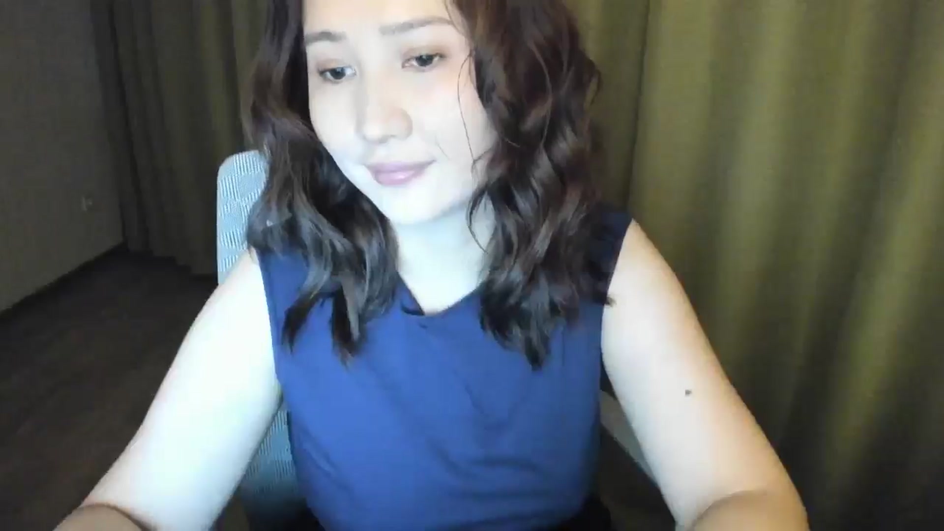 Gallery image thumbnail from Elfleurit's myfreecams stream on, 05/19/2024, 19:11 image 17 of 20