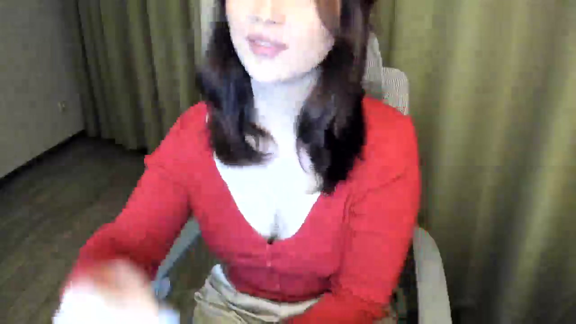 Gallery image thumbnail from Elfleurit's myfreecams stream on, 05/21/2024, 20:05 image 10 of 20