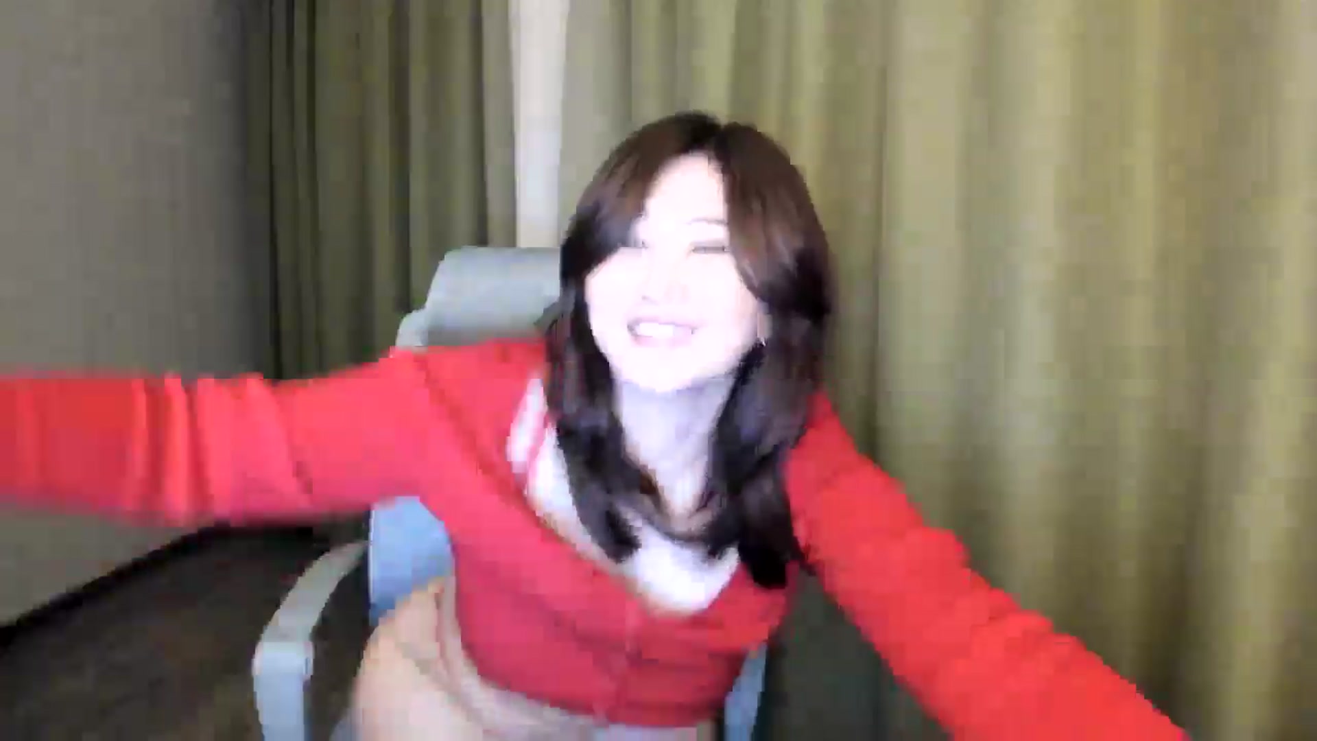 Gallery image thumbnail from Elfleurit's myfreecams stream on, 05/21/2024, 22:21 image 13 of 20