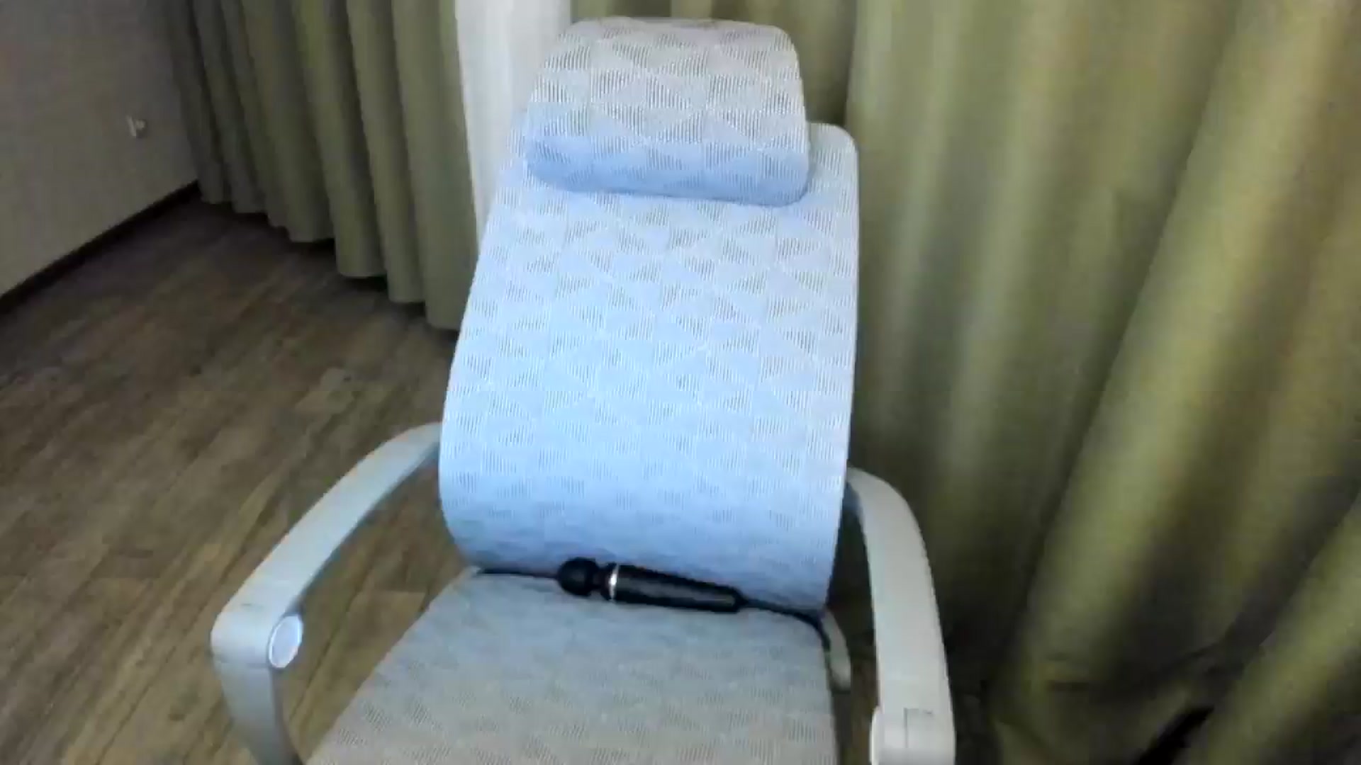 Gallery image thumbnail from Elfleurit's myfreecams stream on, 05/25/2024, 21:52 image 3 of 20