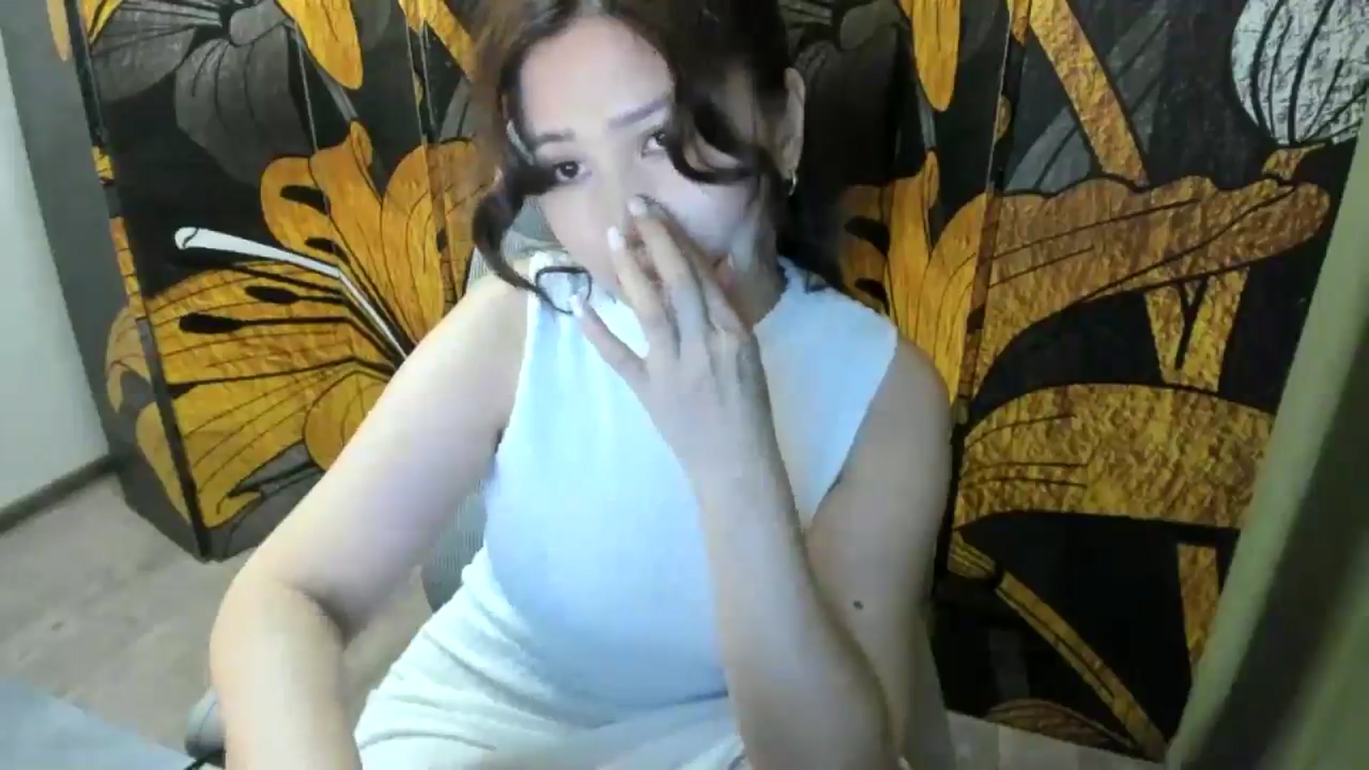 Gallery image thumbnail from Elfleurit's myfreecams stream on, 05/30/2024, 18:54 image 5 of 20