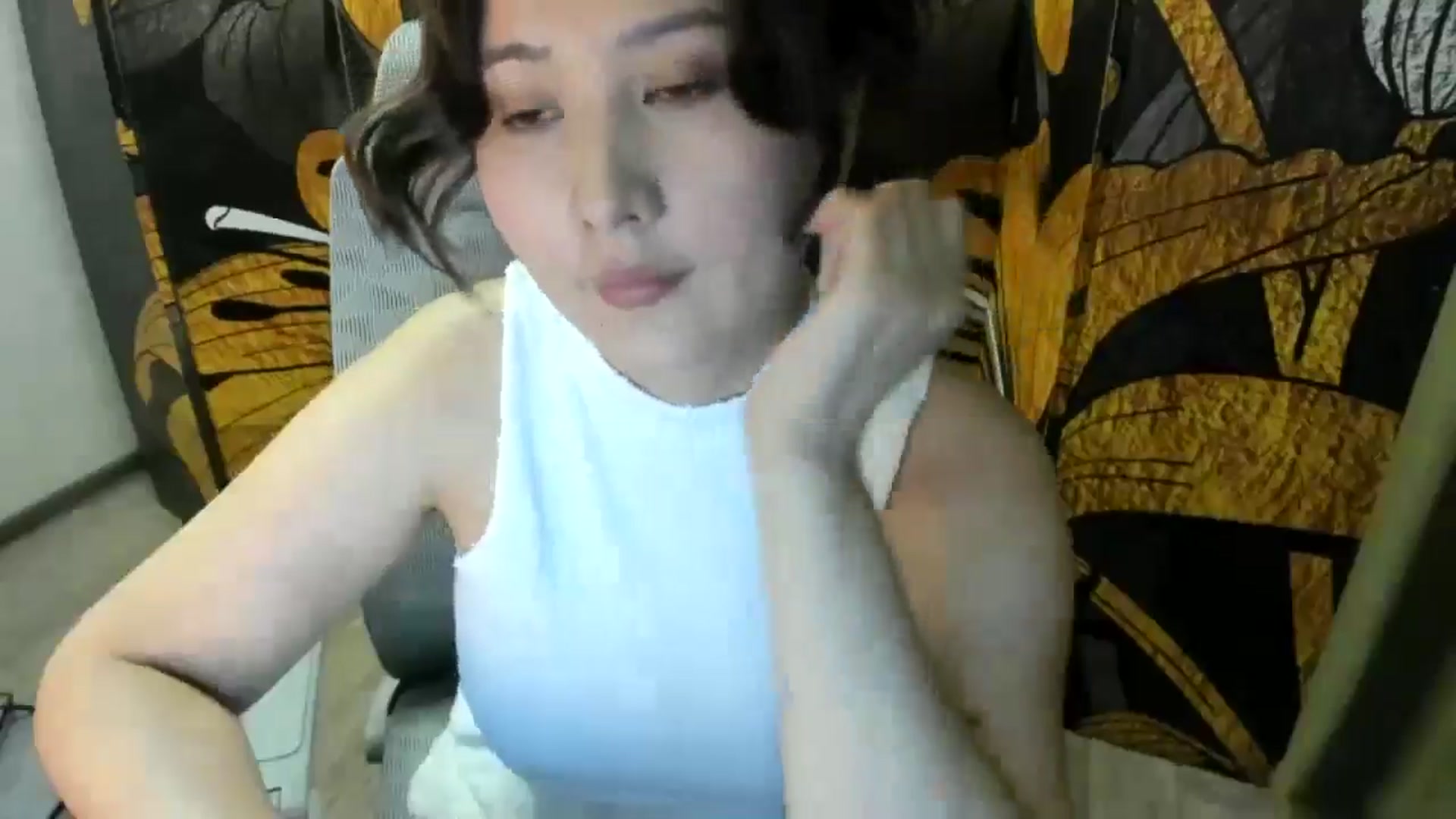 Gallery image thumbnail from Elfleurit's myfreecams stream on, 05/30/2024, 20:26 image 13 of 20