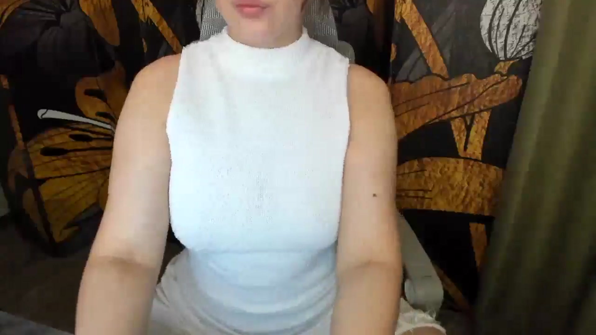 Gallery image thumbnail from Elfleurit's myfreecams stream on, 05/30/2024, 22:27 image 14 of 20