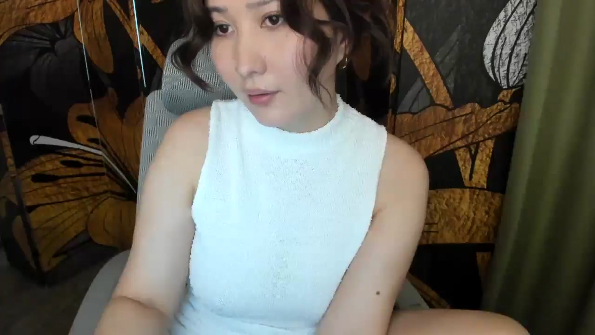 Gallery image thumbnail from Elfleurit's myfreecams stream on, 05/30/2024, 23:29 image 17 of 20
