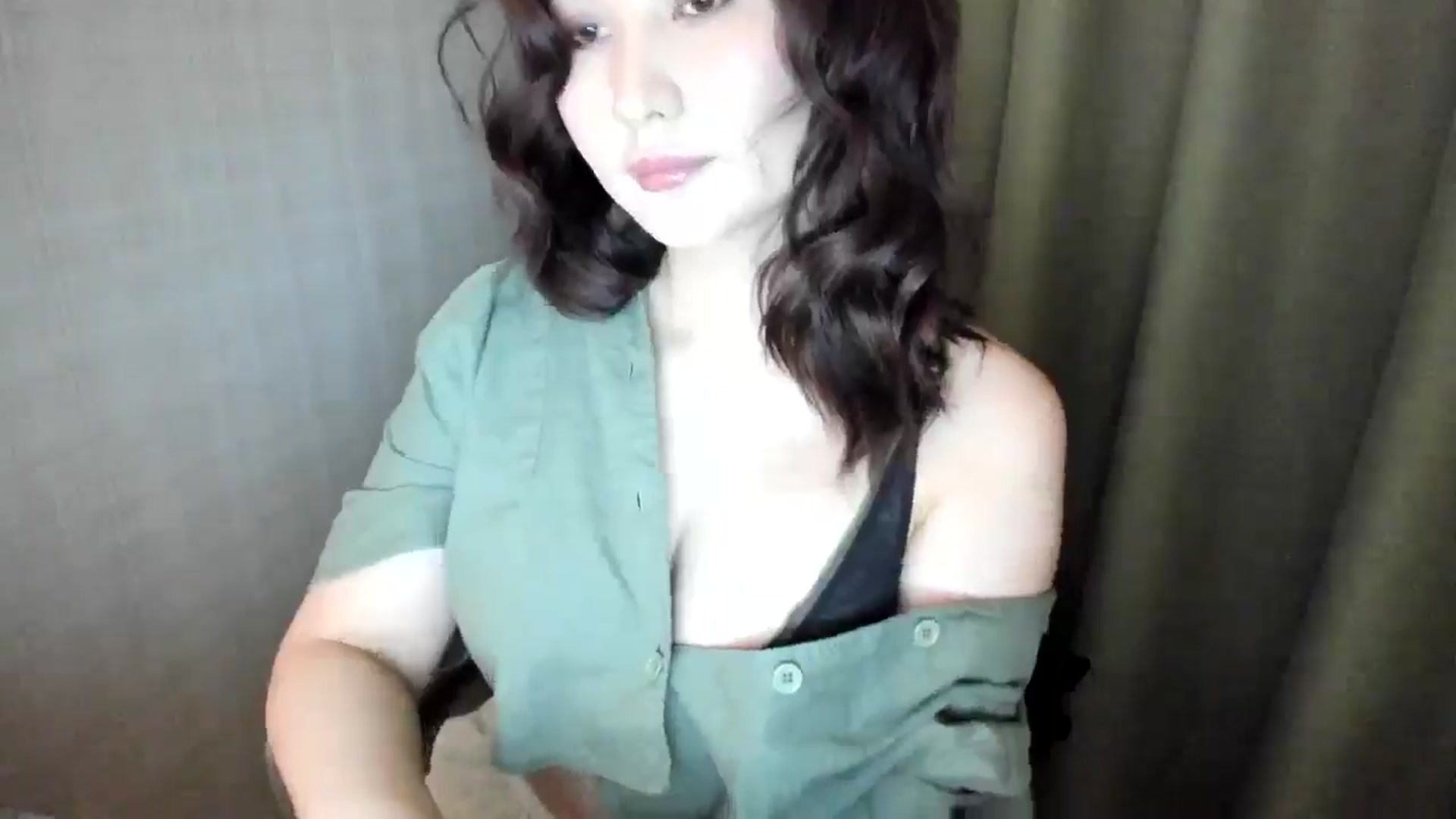 Gallery image thumbnail from Elfleurit's myfreecams stream on, 06/01/2024, 19:47 image 19 of 20