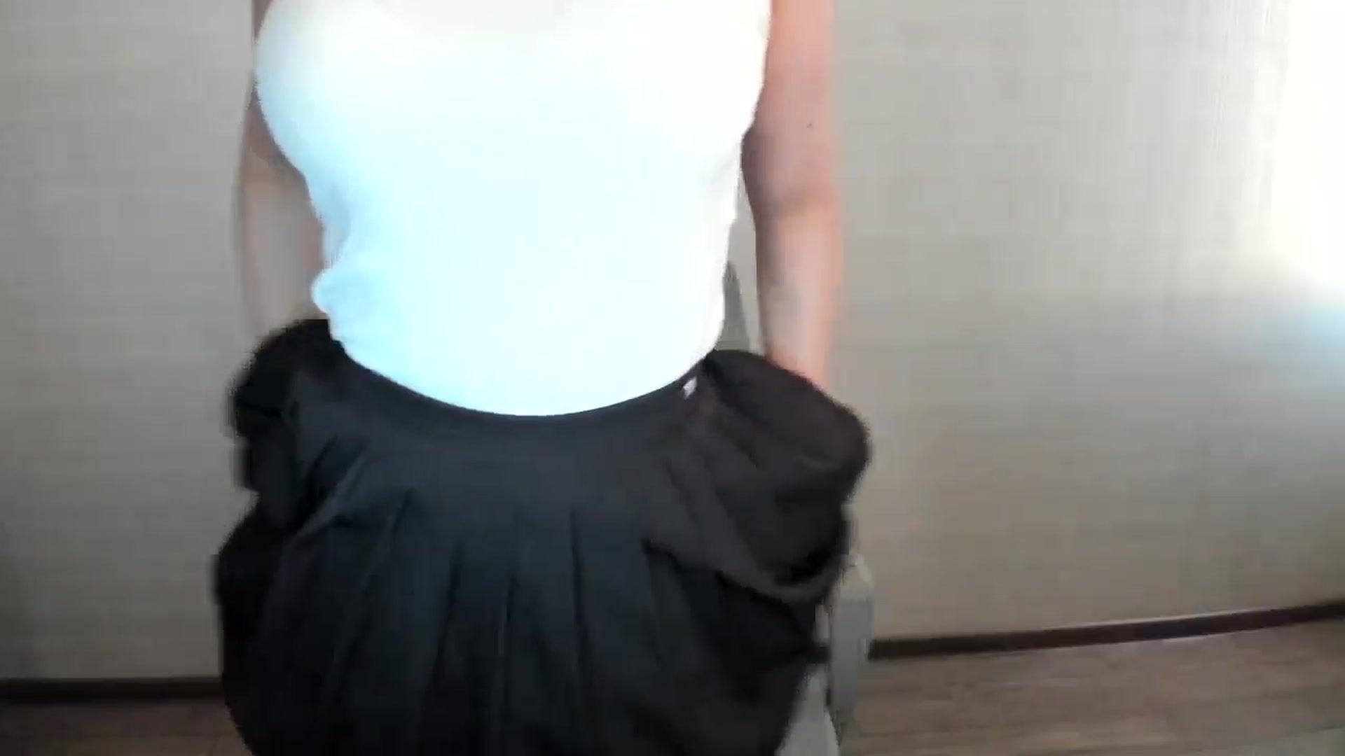Gallery image thumbnail from Elfleurit's myfreecams stream on, 06/05/2024, 15:33 image 3 of 20