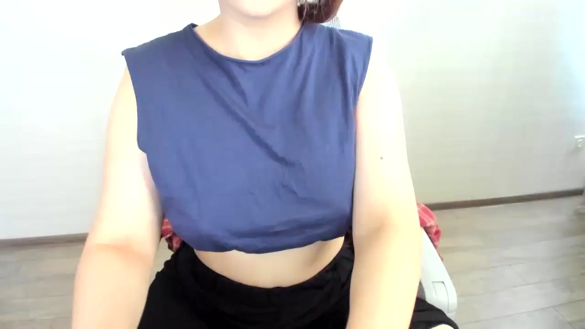 Gallery image thumbnail from Elfleurit's myfreecams stream on, 06/06/2024, 05:23 image 1 of 20