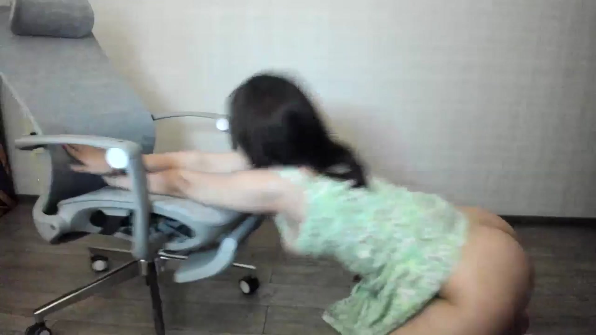 Gallery image thumbnail from Elfleurit's myfreecams stream on, 06/12/2024, 19:20 image 8 of 20