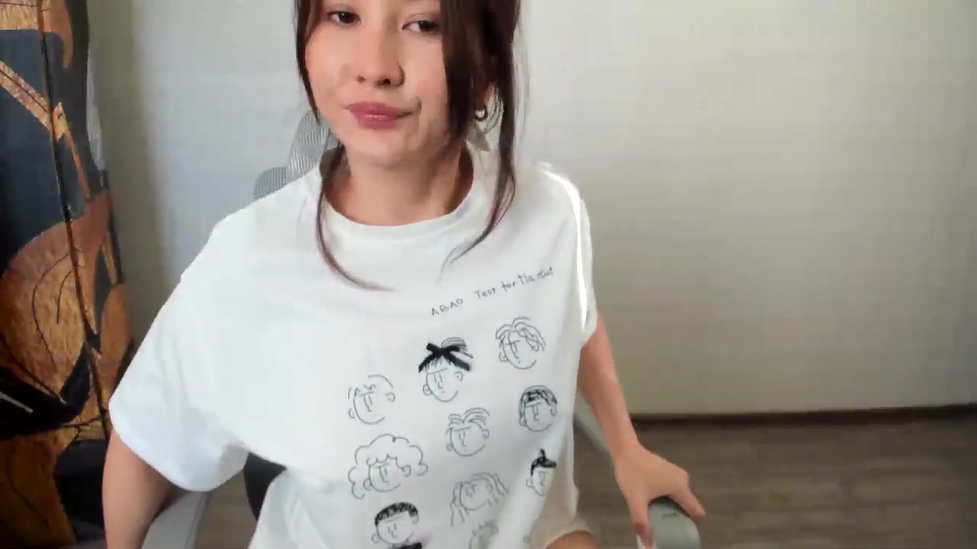 Gallery image thumbnail from Elfleurit's myfreecams stream on, 06/19/2024, 13:55 image 5 of 20
