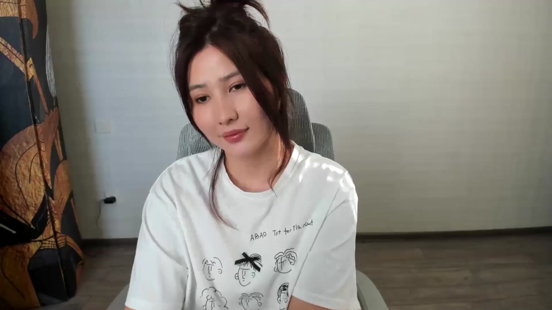 Gallery image thumbnail from Elfleurit's myfreecams stream on, 06/19/2024, 13:55 image 4 of 20