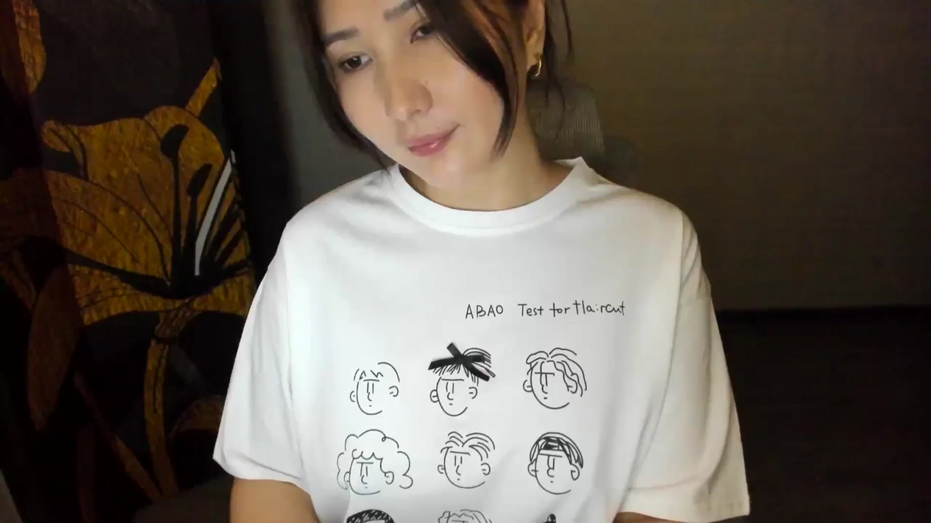 Gallery image thumbnail from Elfleurit's myfreecams stream on, 06/19/2024, 18:04 image 9 of 20