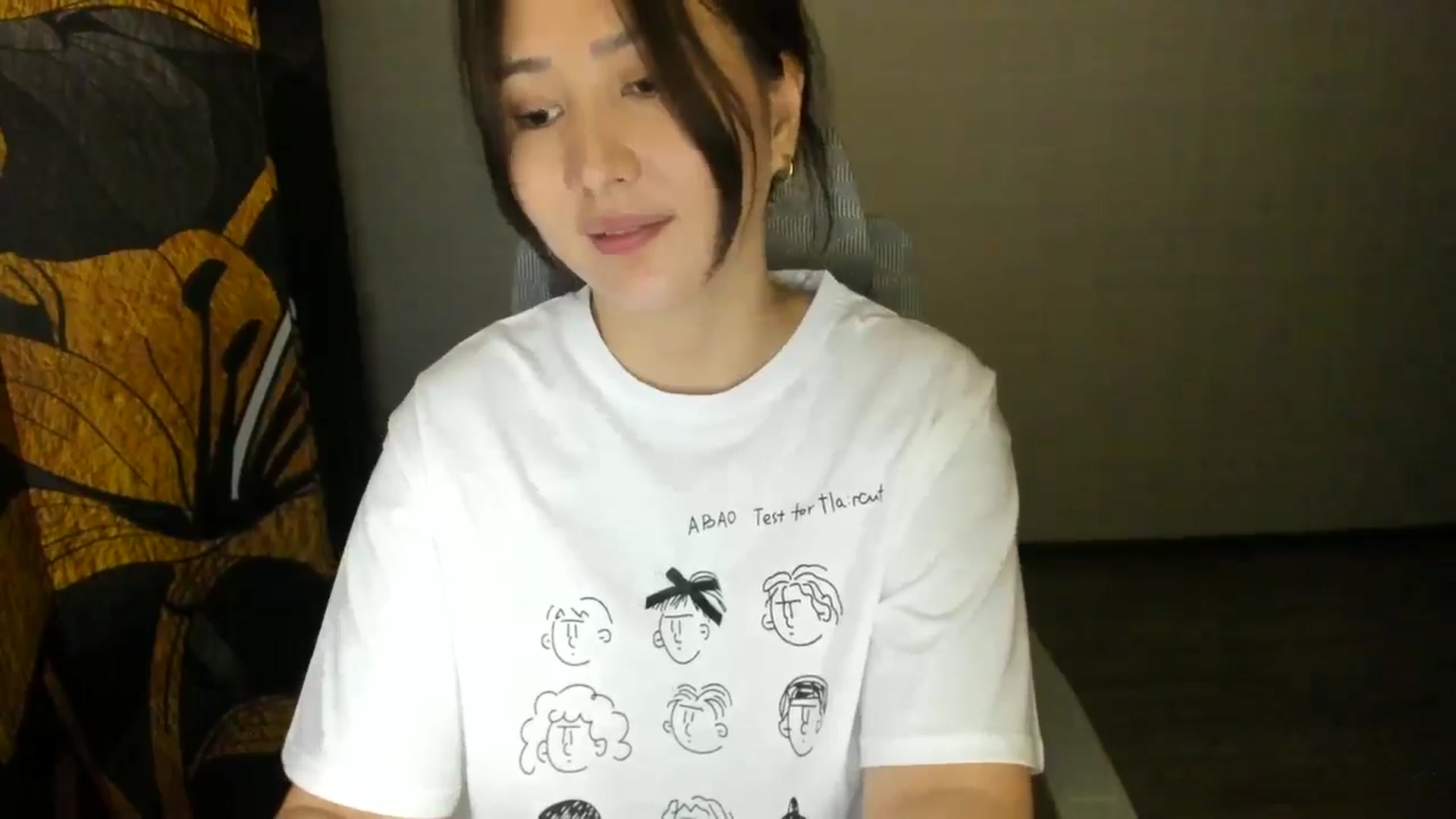 Gallery image thumbnail from Elfleurit's myfreecams stream on, 06/19/2024, 18:54 image 3 of 20